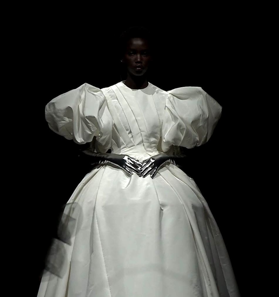 Valentino Haute Couture Herbst-Winter 2020-2021 Pierpaolo Piccioli von RUNWAY MAGAZIN