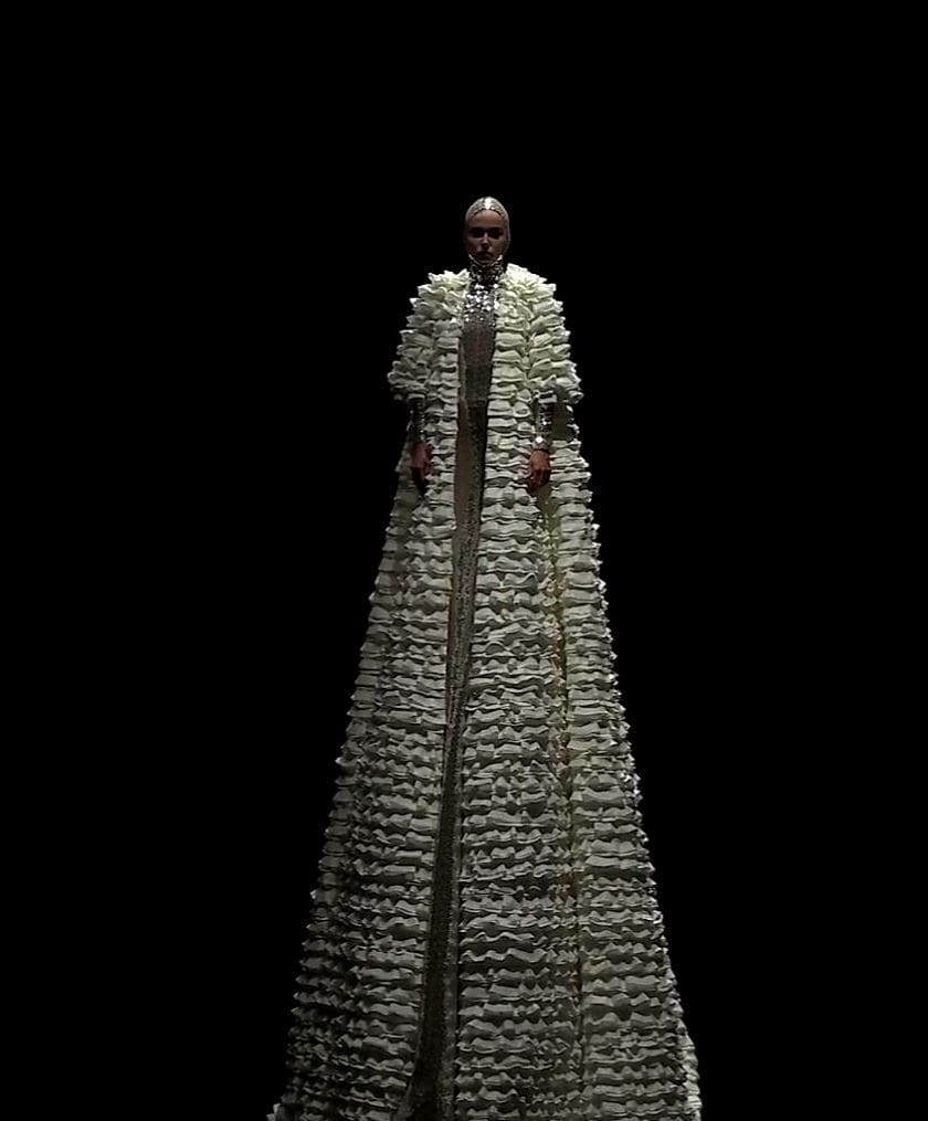 Valentino Haute Couture Herbst-Winter 2020-2021 Pierpaolo Piccioli von RUNWAY MAGAZIN