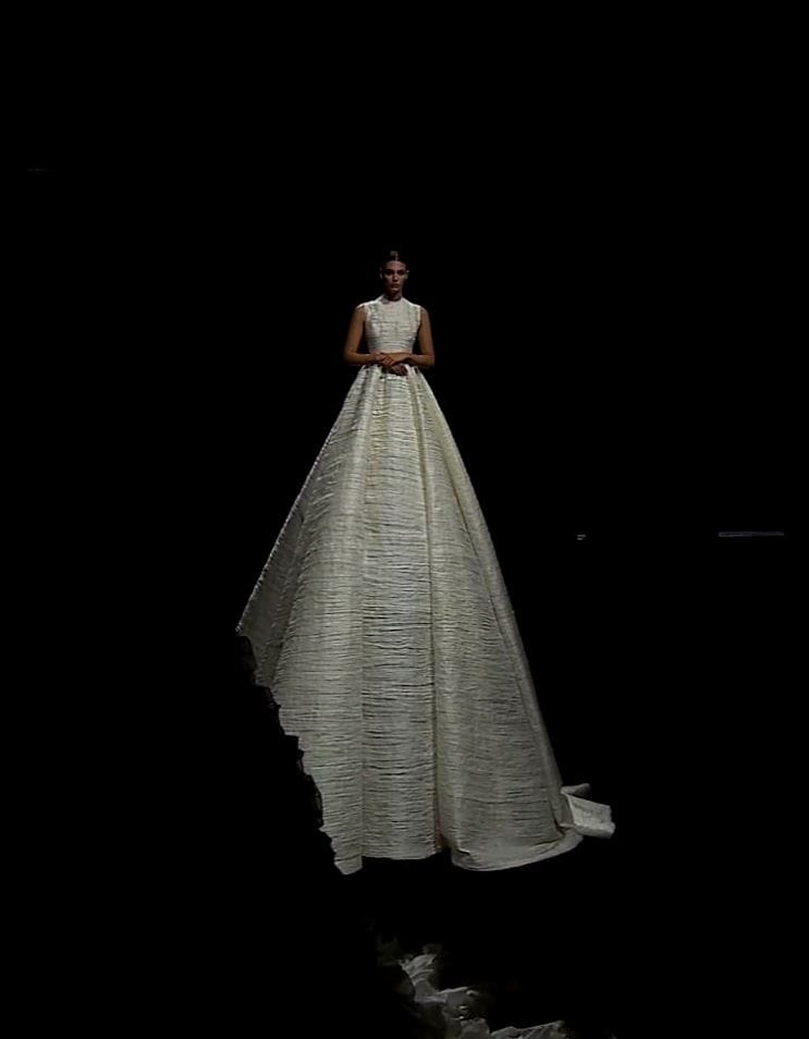 Valentino Haute Couture Herbst-Winter 2020-2021 Pierpaolo Piccioli von RUNWAY MAGAZIN