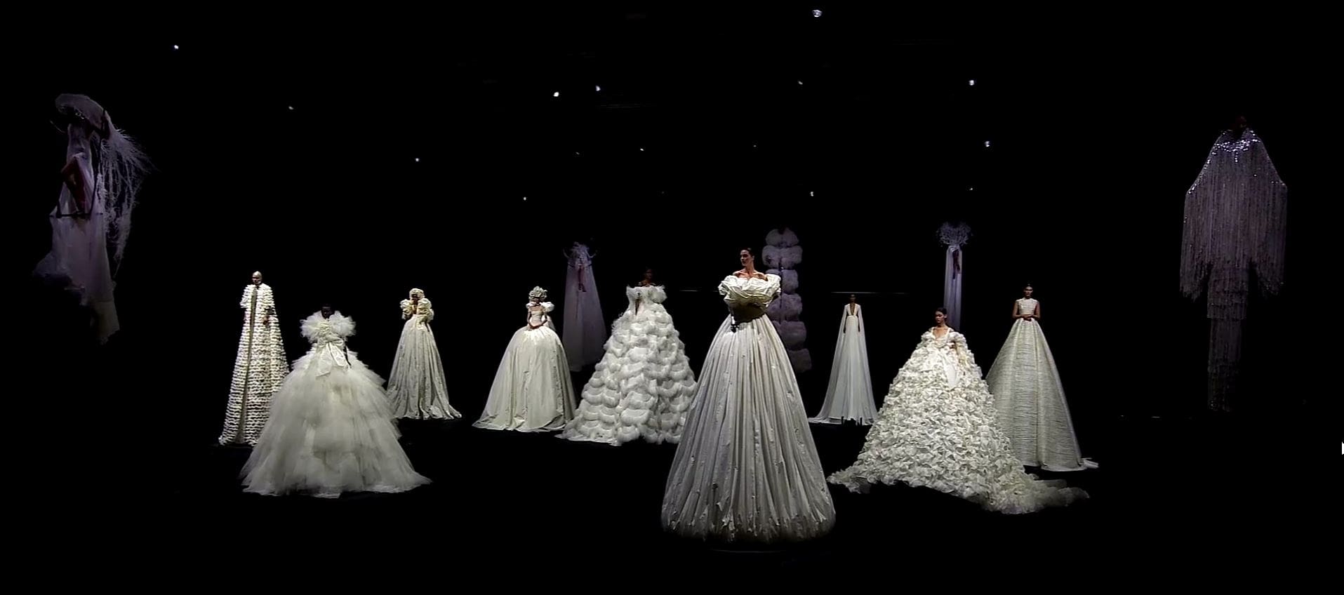 Valentino Haute Couture Herbst-Winter 2020-2021 Pierpaolo Piccioli von RUNWAY MAGAZIN