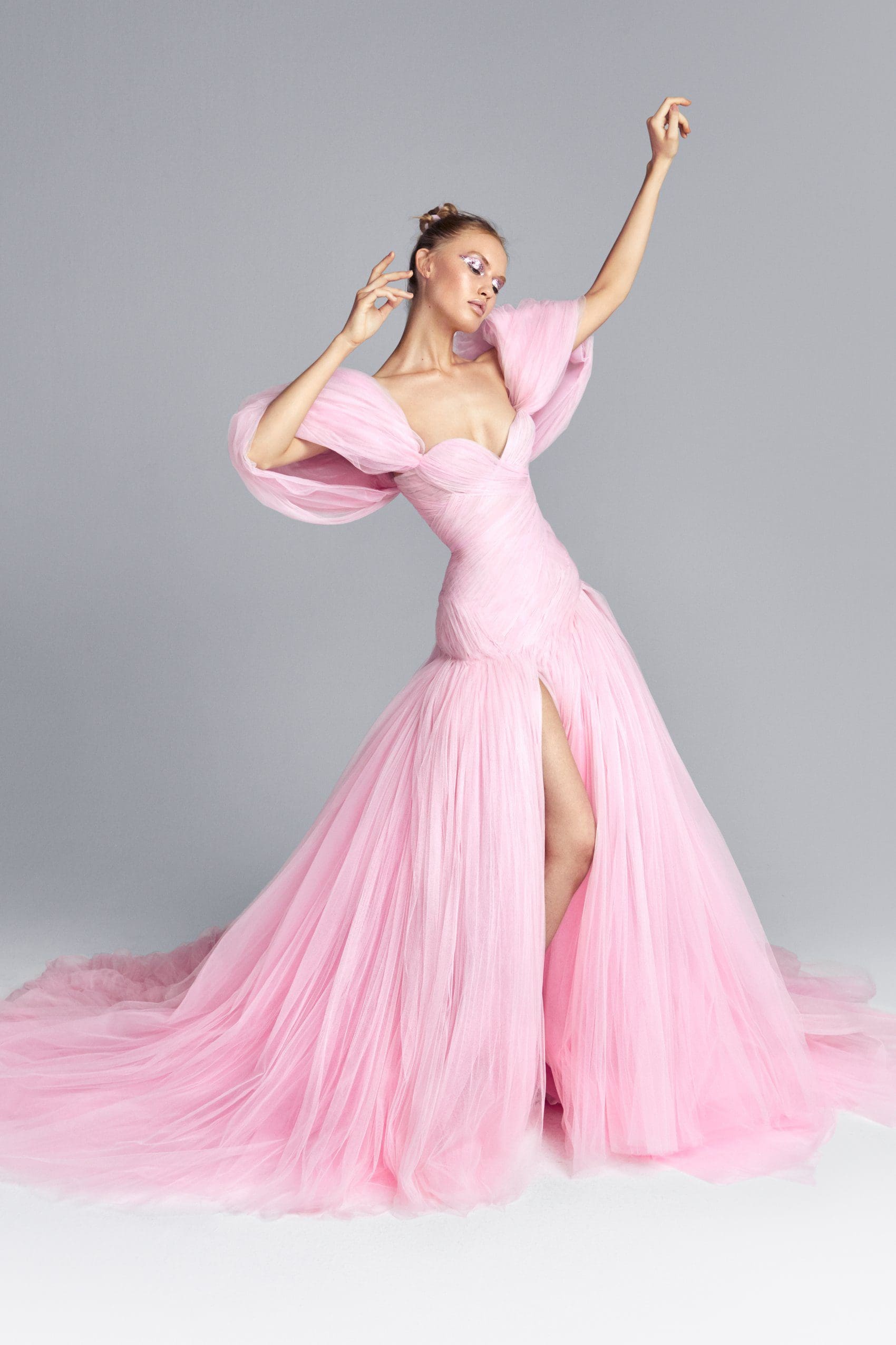 Ralph & Russo Haute Couture Herbst-Winter 2020-2021 von RUNWAY MAGAZIN