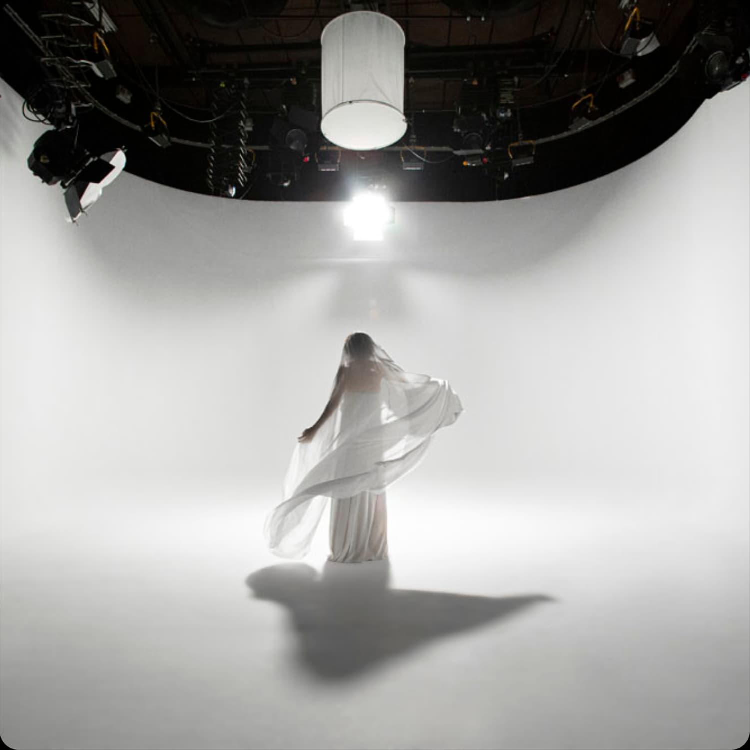 Stéphane Rolland Haute Couture Automne-Hiver 2020-2021 Paris Digital Fashion week par RUNWAY MAGAZINE