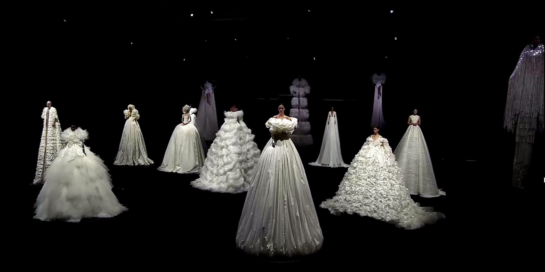 Valentino Haute Couture Herbst-Winter 2020-2021 Pierpaolo Piccioli von RUNWAY MAGAZIN