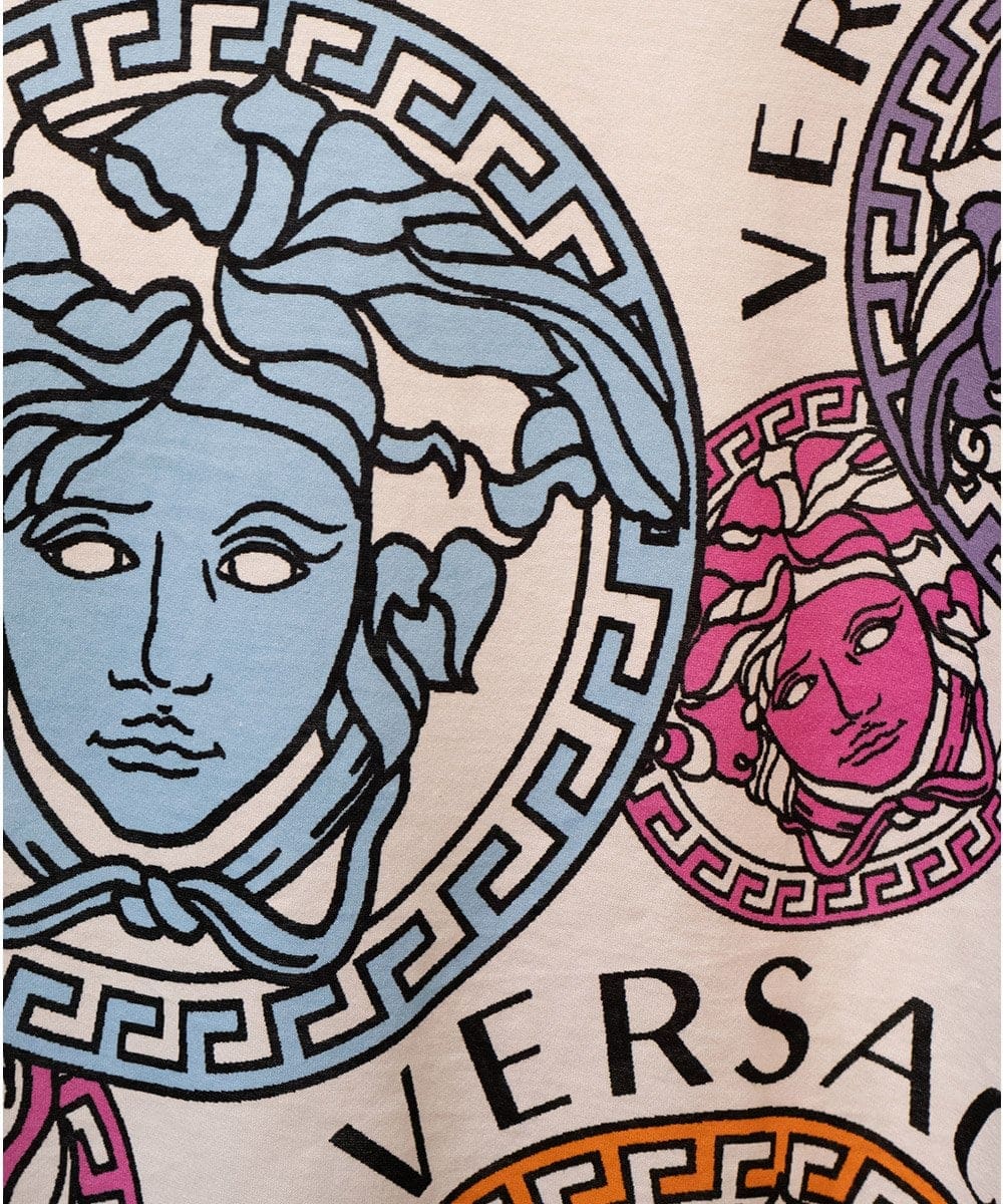Versace printemps-été 2021 par RUNWAY MAGAZINE