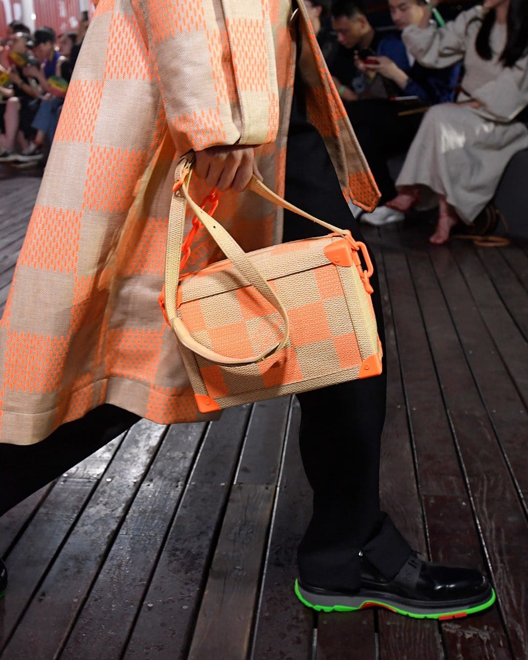 Louis Vuitton Menswear Primavera Estate 2021 di RUNWAY MAGAZINE
