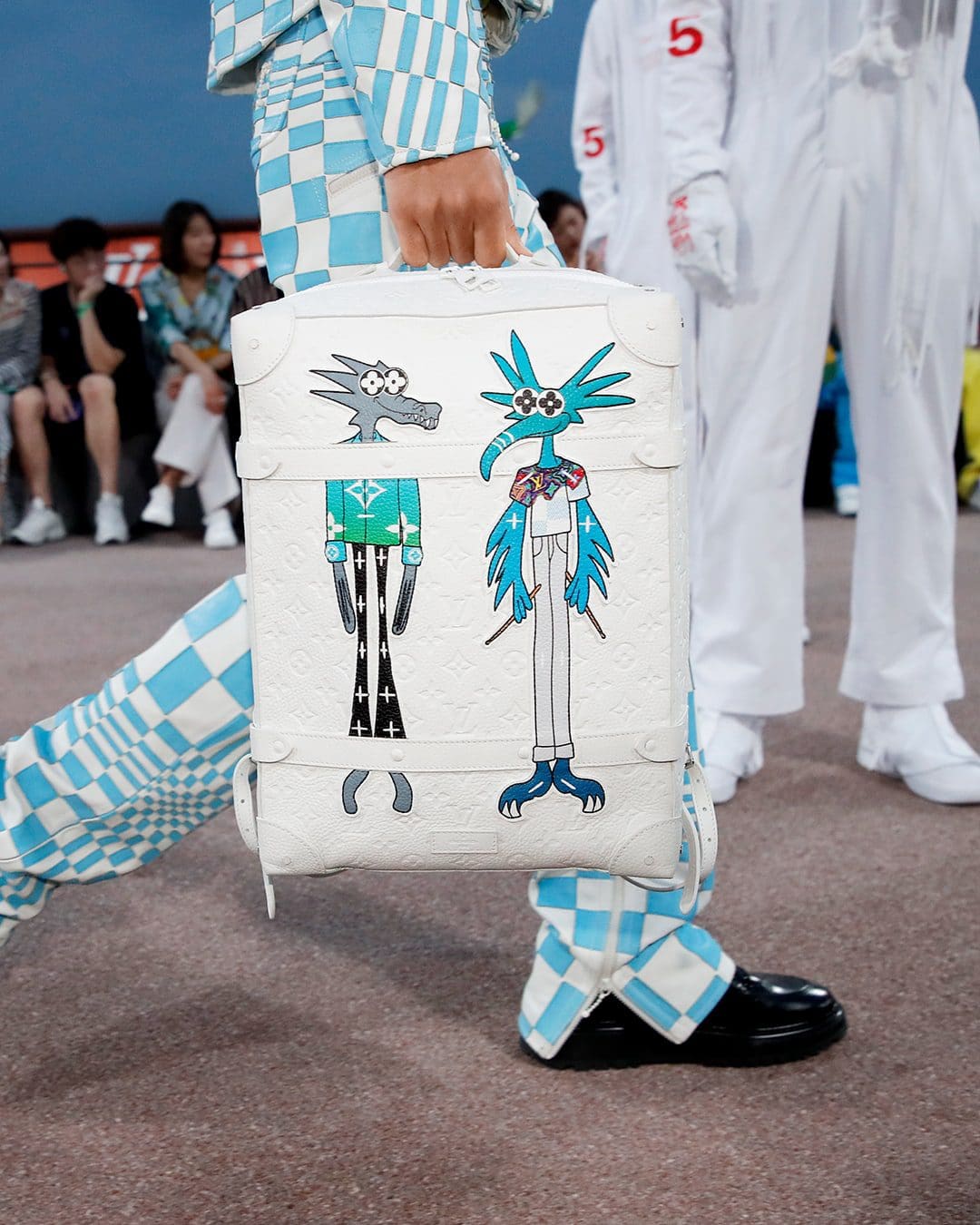 Louis Vuitton Menswear Primavera Estate 2021 di RUNWAY MAGAZINE