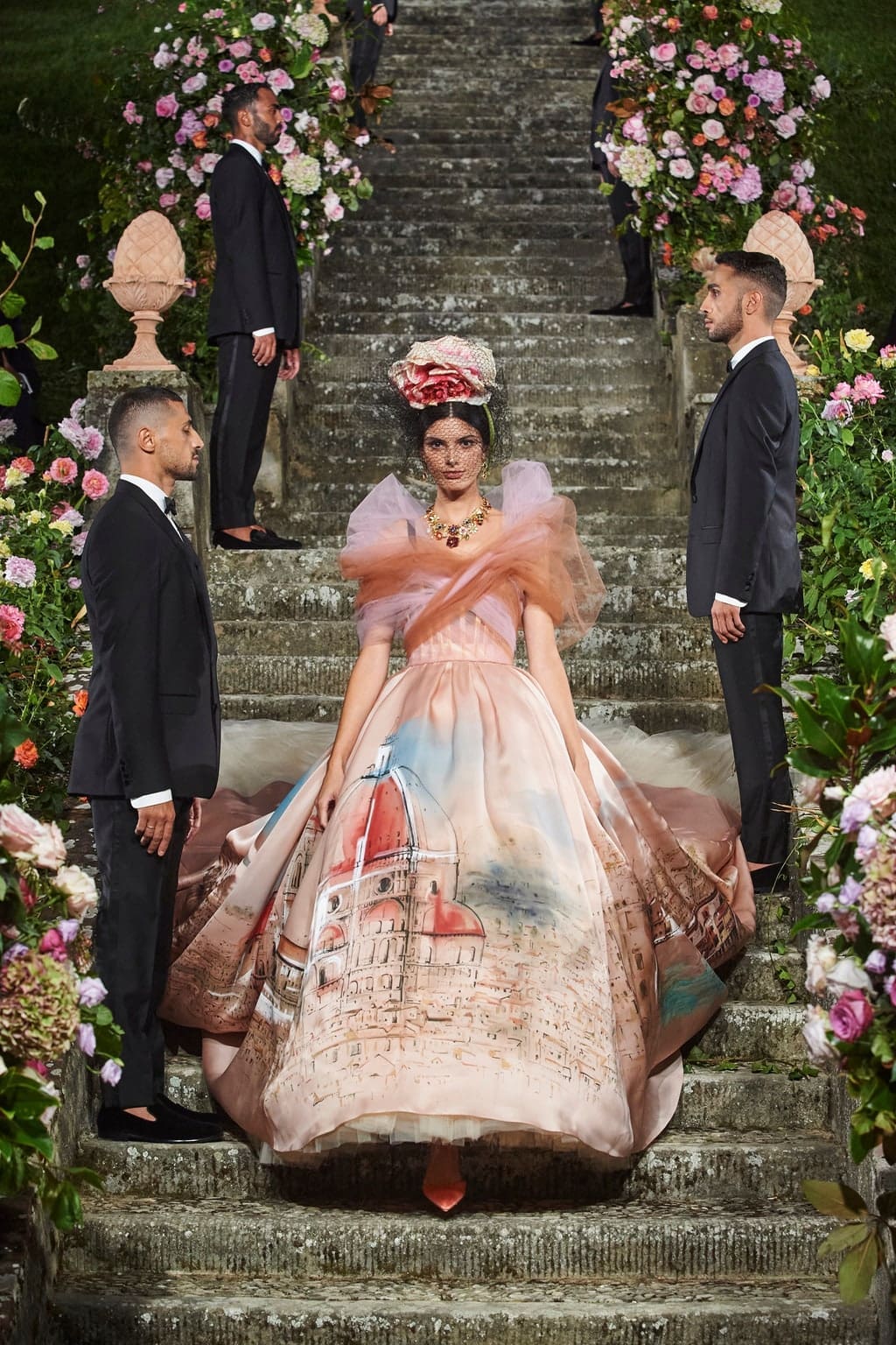 Dolce Gabbana Alta Moda Firenze 2020 - Fall-Winter 2020-2021 by RUNWAY MAGAZINE