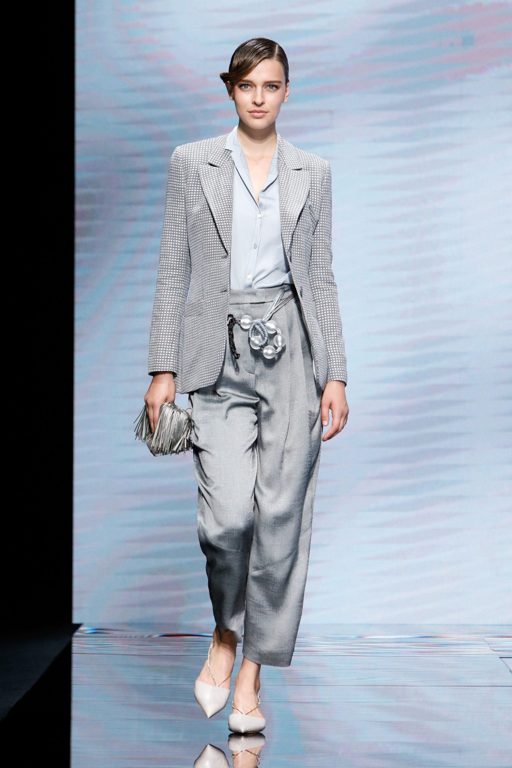 Giorgio Armani Frühling Sommer 2021 von RUNWAY MAGAZIN
