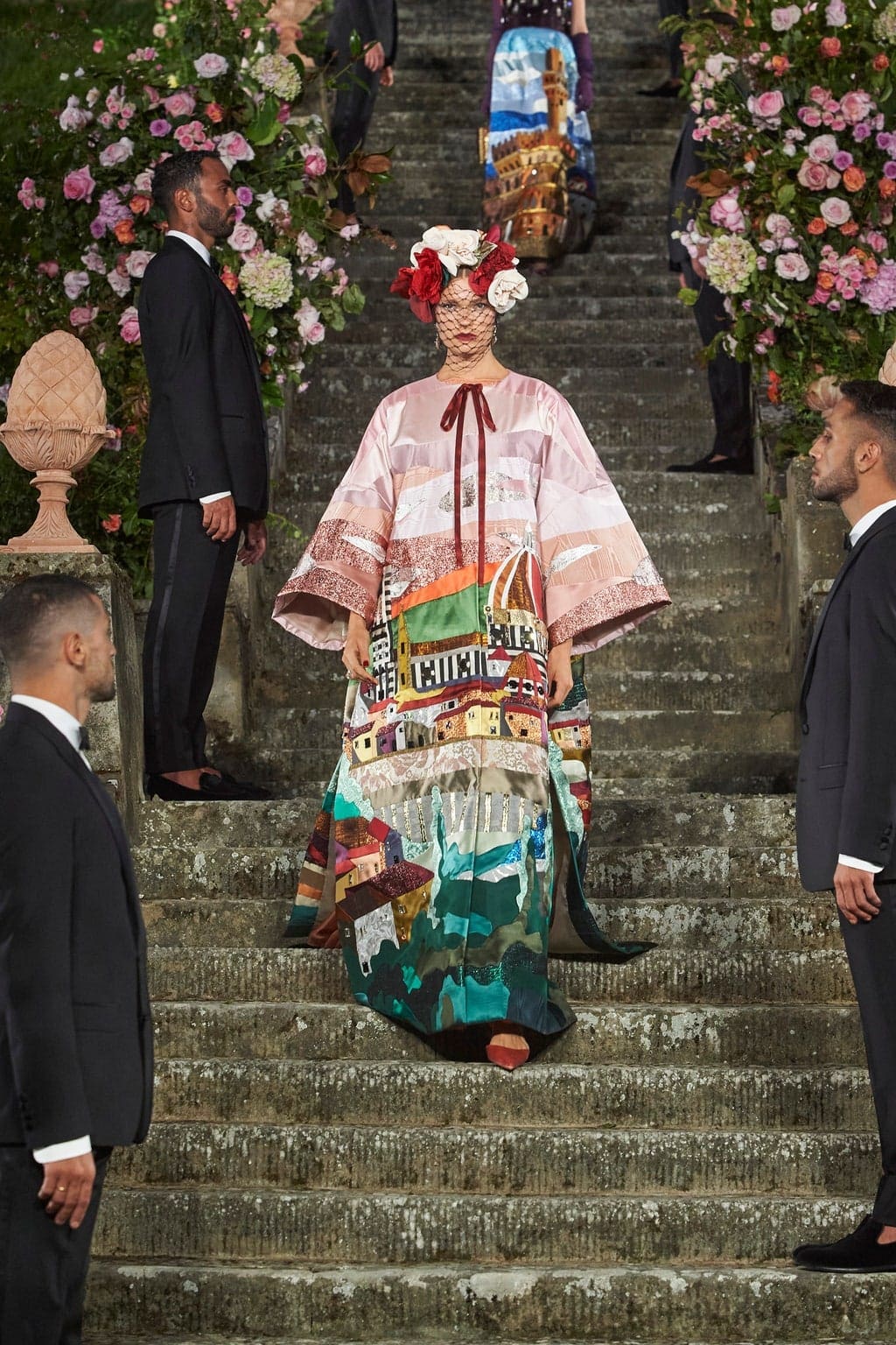 Dolce Gabbana Alta Moda Firenze 2020 - Fall-Winter 2020-2021 by RUNWAY MAGAZINE