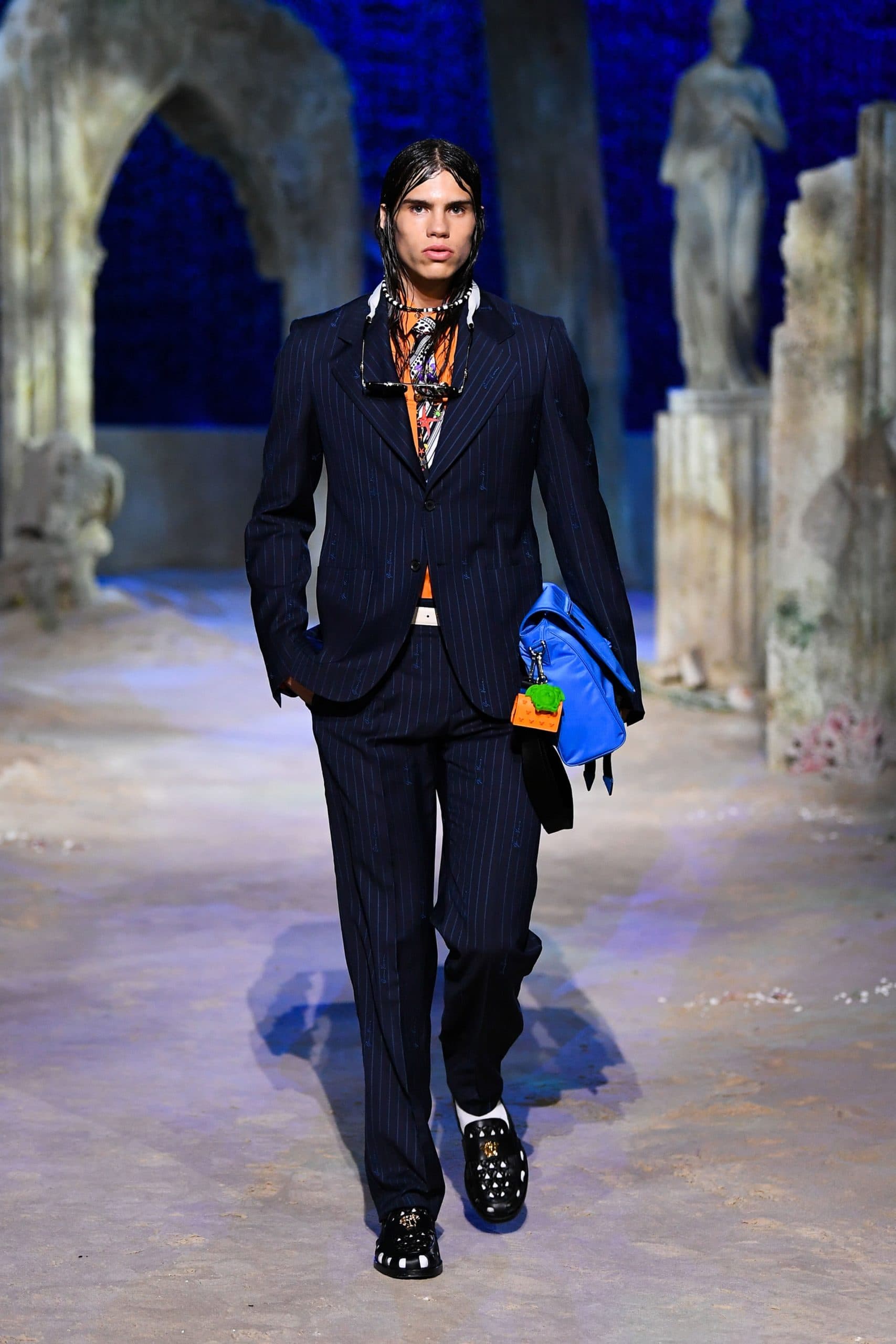 ヴェルサーチ春夏2021年 RUNWAY マガジン