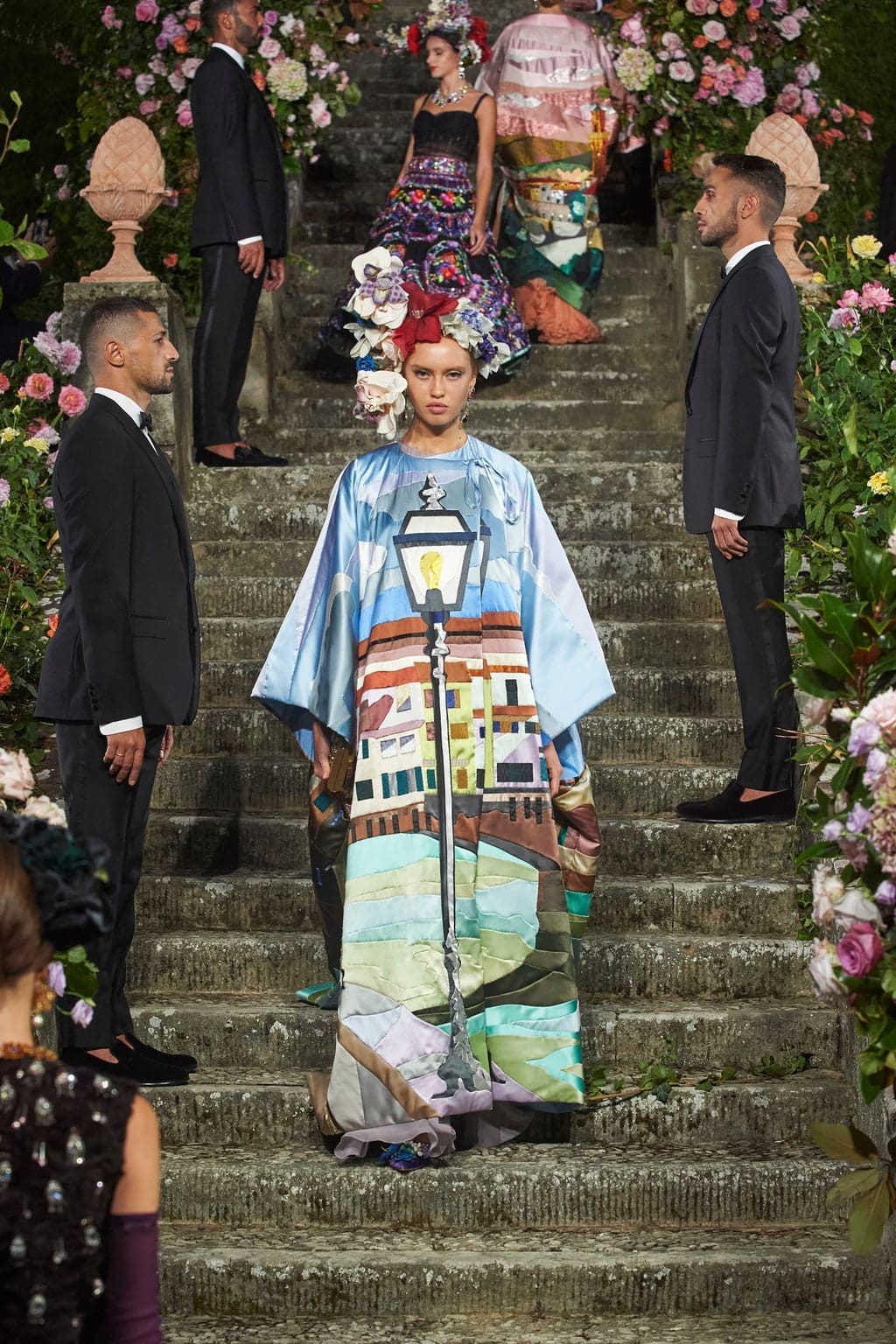 Dolce Gabbana Alta Moda Firenze 2020 - Fall-Winter 2020-2021 by RUNWAY MAGAZINE
