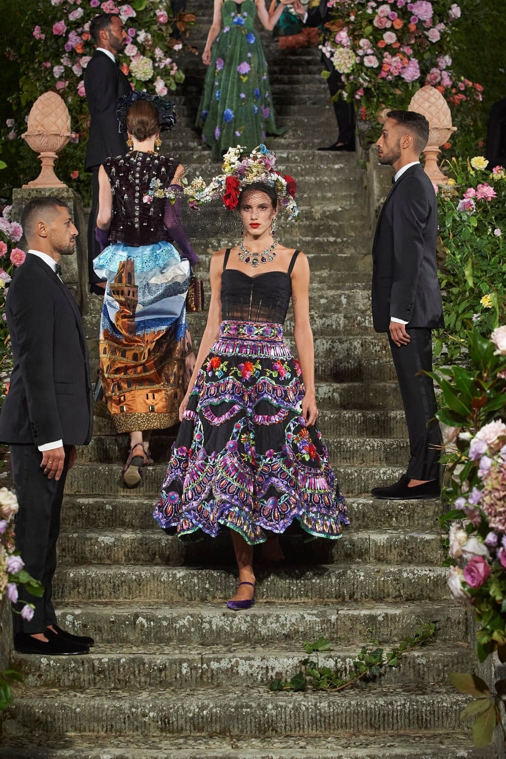 Dolce Gabbana Alta Moda Firenze 2020 - Fall-Winter 2020-2021 by RUNWAY MAGAZINE