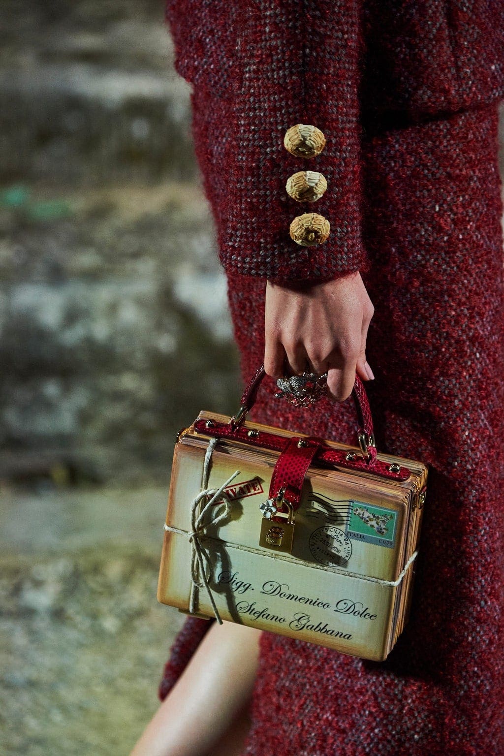 Dolce Gabbana Alta Moda Firenze 2020 - Fall-Winter 2020-2021 by RUNWAY MAGAZINE