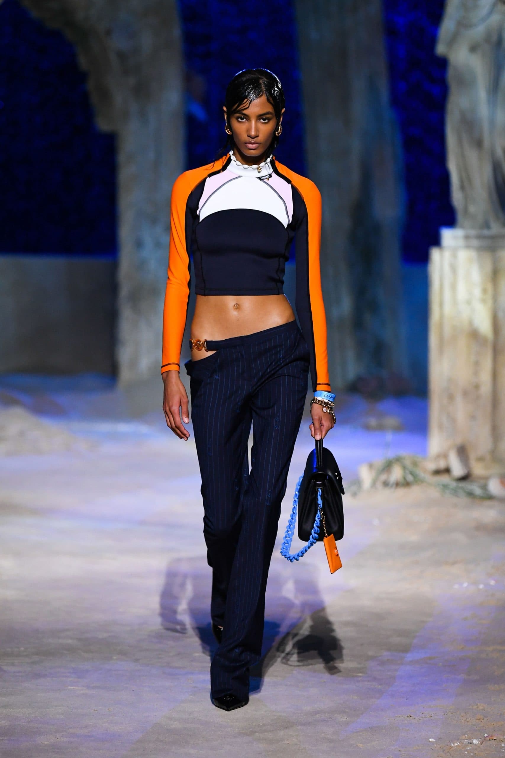 ヴェルサーチ春夏2021年 RUNWAY マガジン