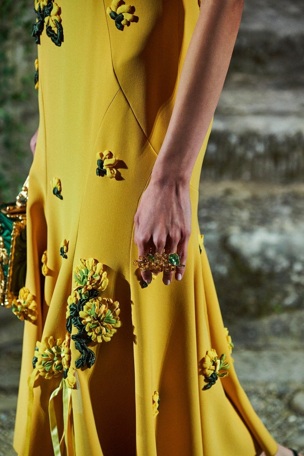 Dolce Gabbana Alta Moda Firenze 2020 - Fall-Winter 2020-2021 by RUNWAY MAGAZINE