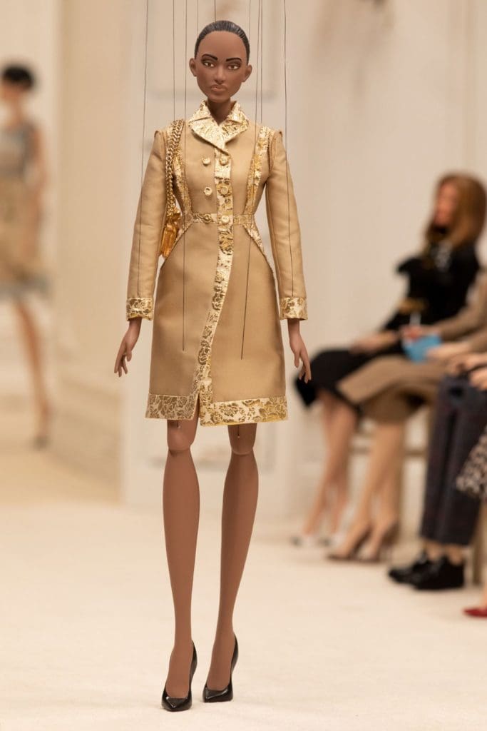 モスキーノ春夏2021年 RUNWAY マガジン