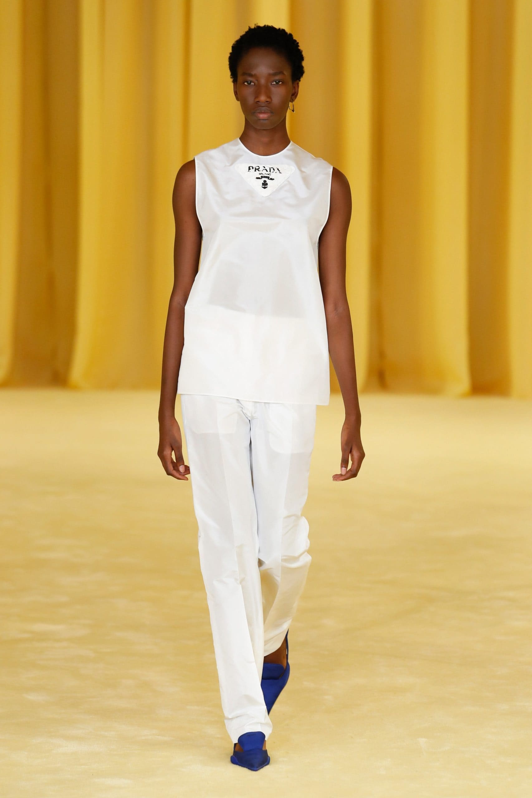Prada Primavera Verano 2021 por RUNWAY REVISTA