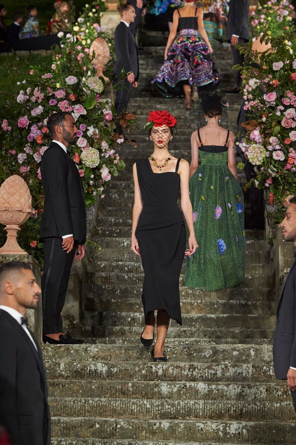 Dolce Gabbana Alta Moda Firenze 2020 - Fall-Winter 2020-2021 by RUNWAY MAGAZINE