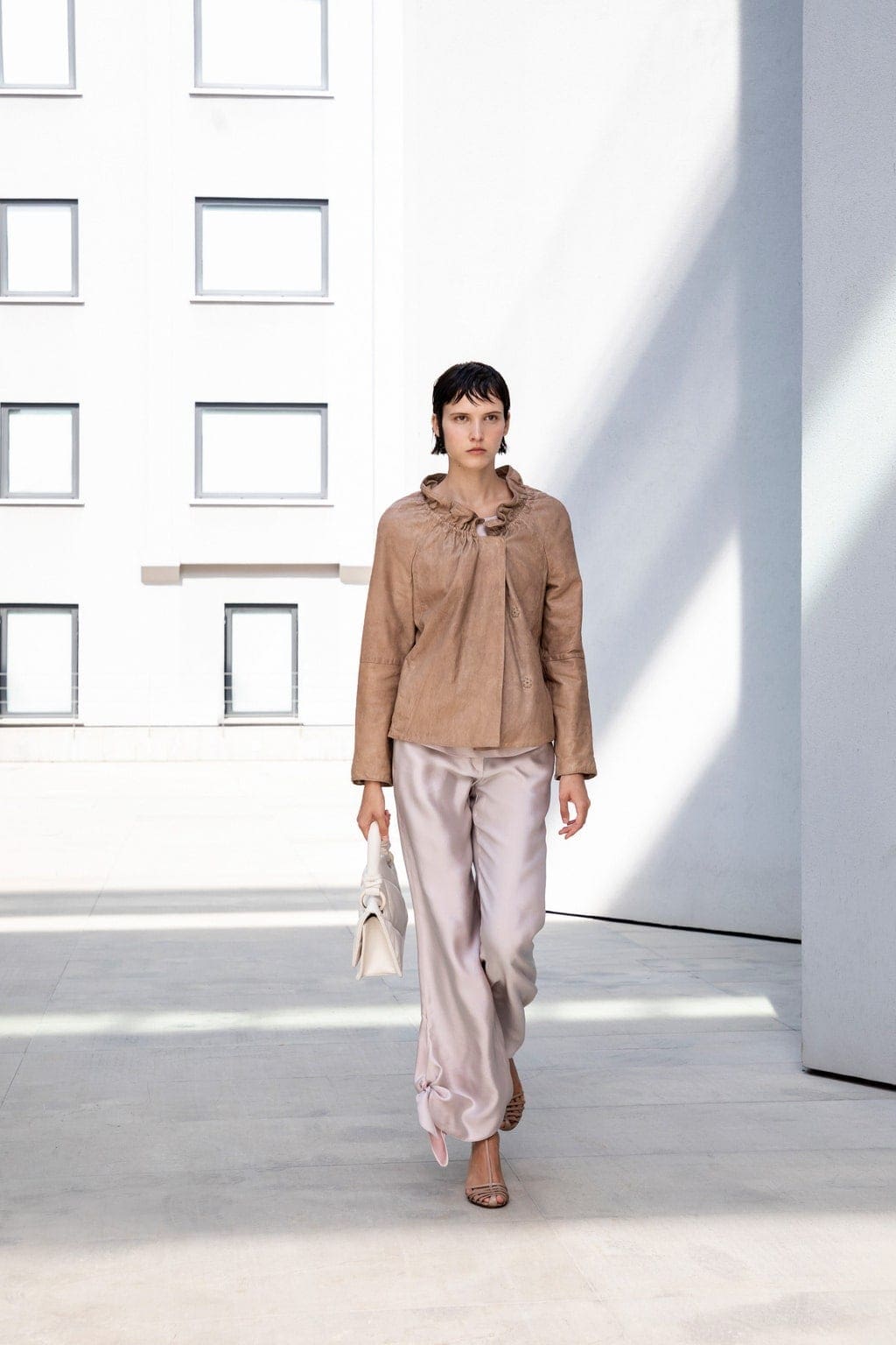 Emporio Armani Printemps Été 2021 Milan par RUNWAY MAGAZINE
