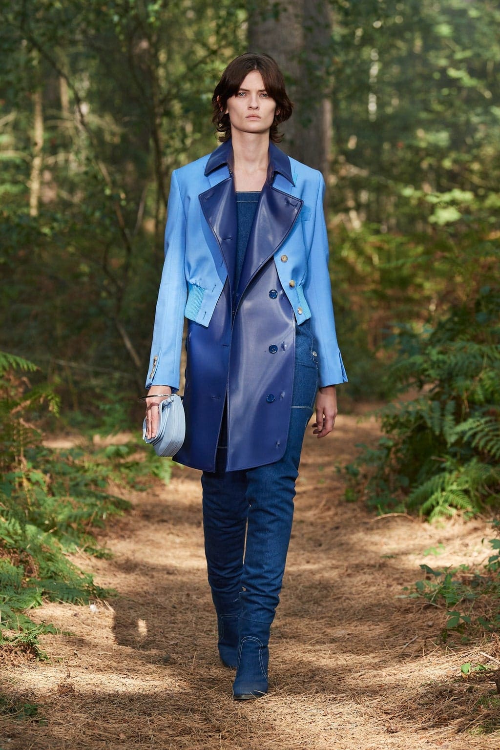 Burberry Весна-Лето 2021 Лондон, автор: RUNWAY ЖУРНАЛ