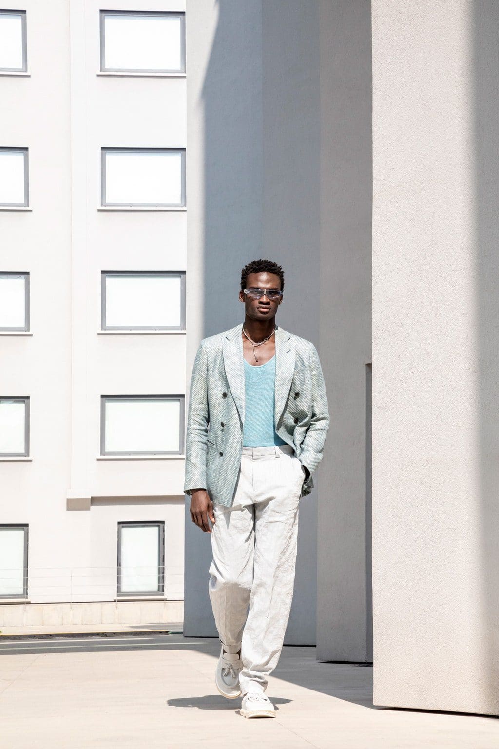 Emporio Armani Printemps Été 2021 Milan par RUNWAY MAGAZINE