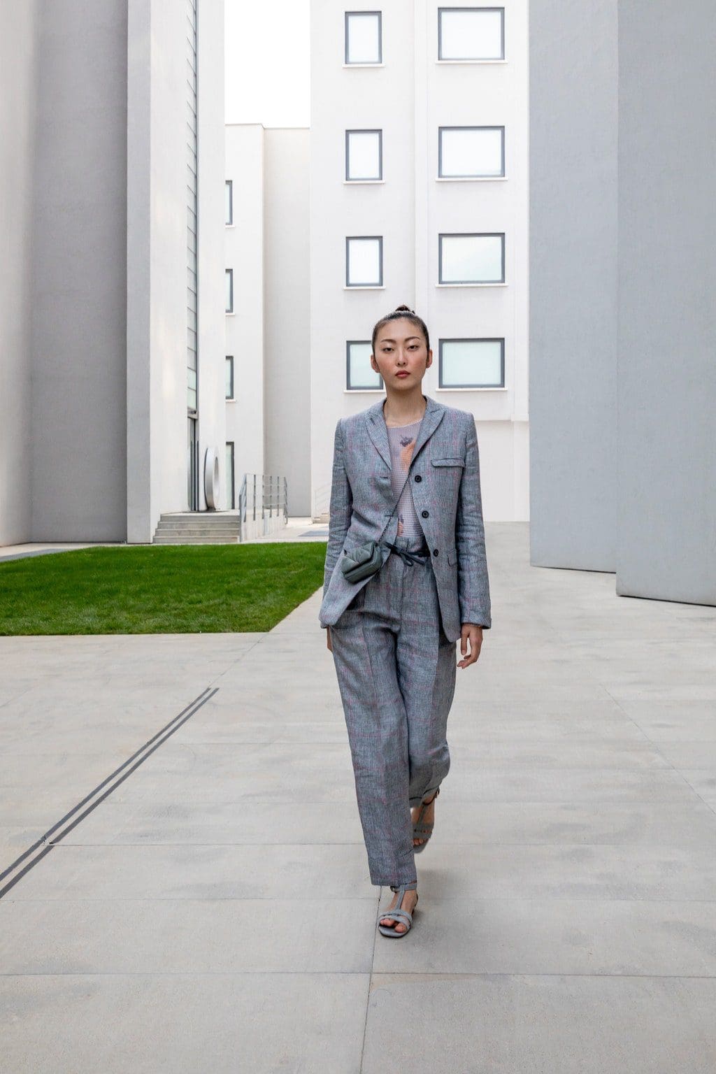 Emporio Armani Printemps Été 2021 Milan par RUNWAY MAGAZINE