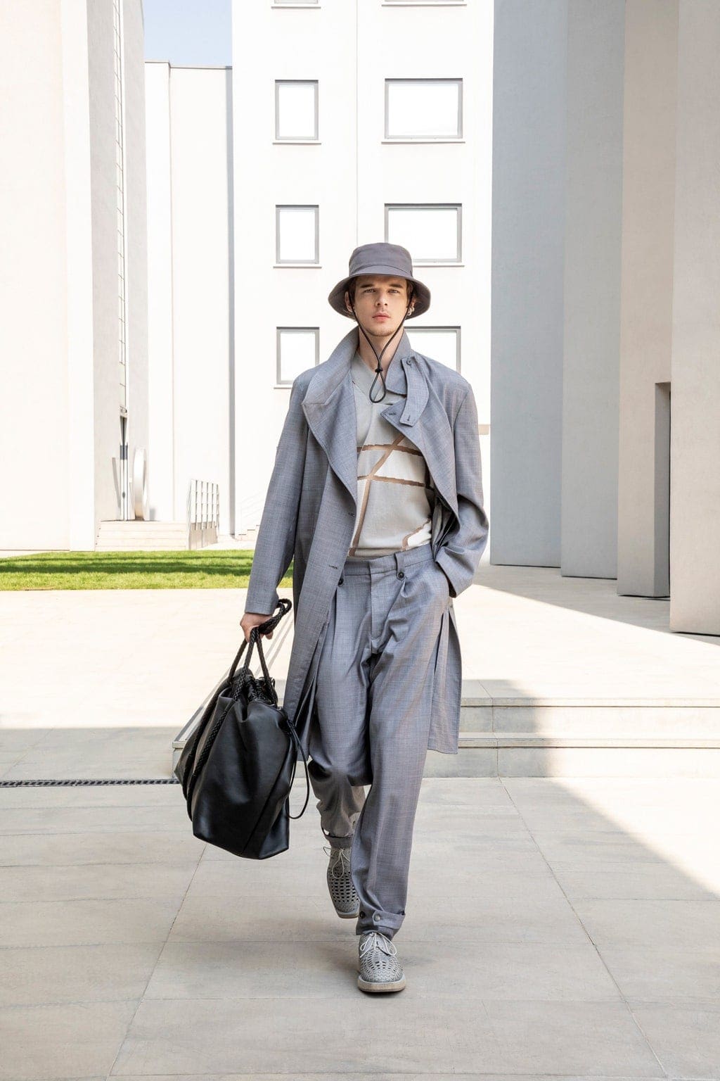 Emporio Armani Printemps Été 2021 Milan par RUNWAY MAGAZINE