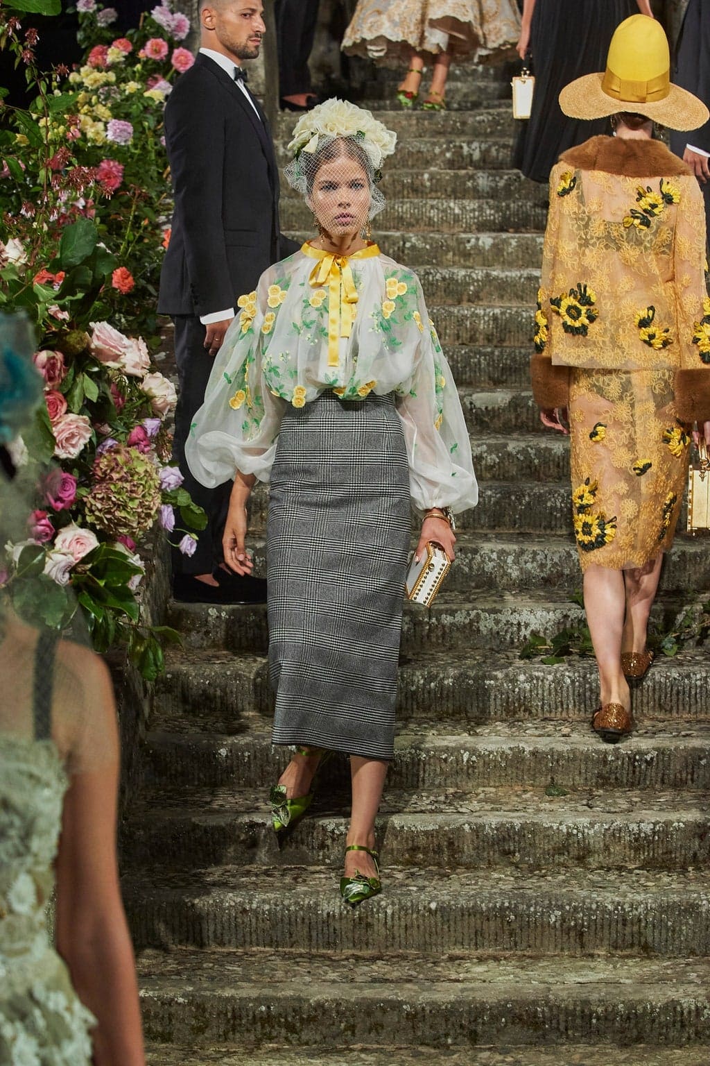 Dolce Gabbana Alta Moda Firenze 2020 - Fall-Winter 2020-2021 by RUNWAY MAGAZINE