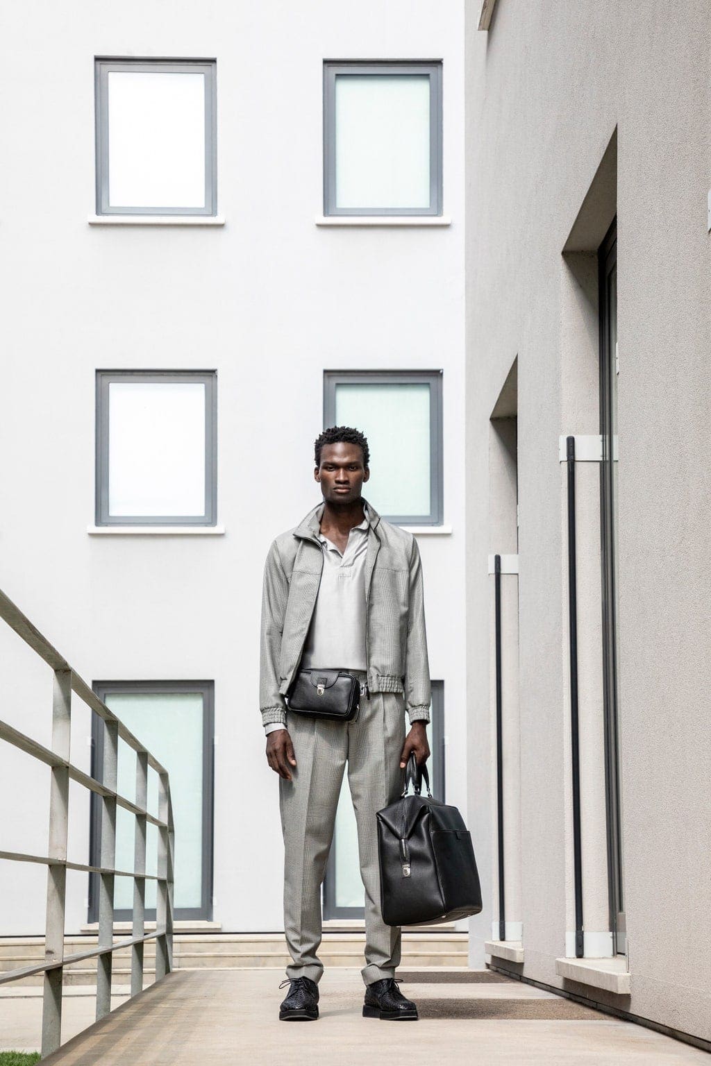 Emporio Armani Printemps Été 2021 Milan par RUNWAY MAGAZINE