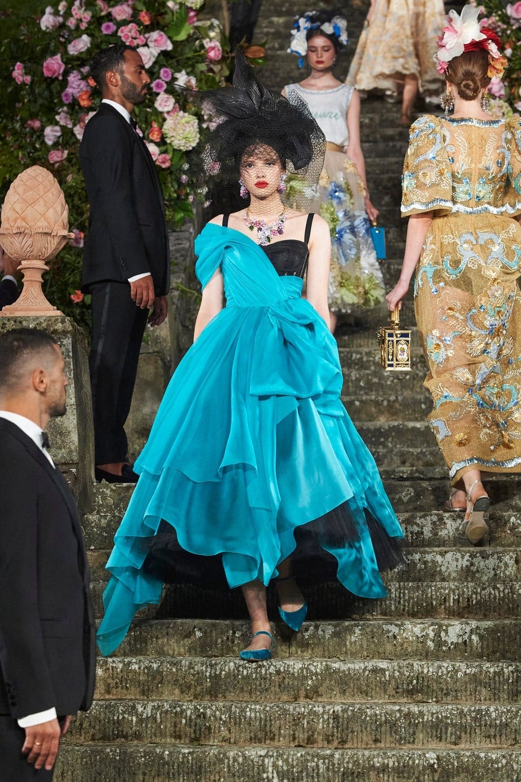 Dolce Gabbana Alta Moda Firenze 2020 - Fall-Winter 2020-2021 by RUNWAY MAGAZINE