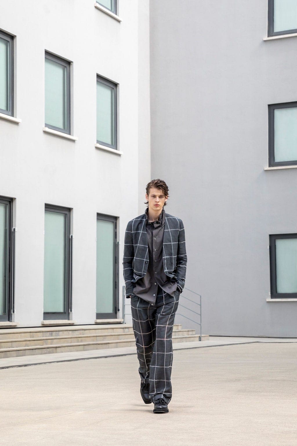 Emporio Armani Printemps Été 2021 Milan par RUNWAY MAGAZINE