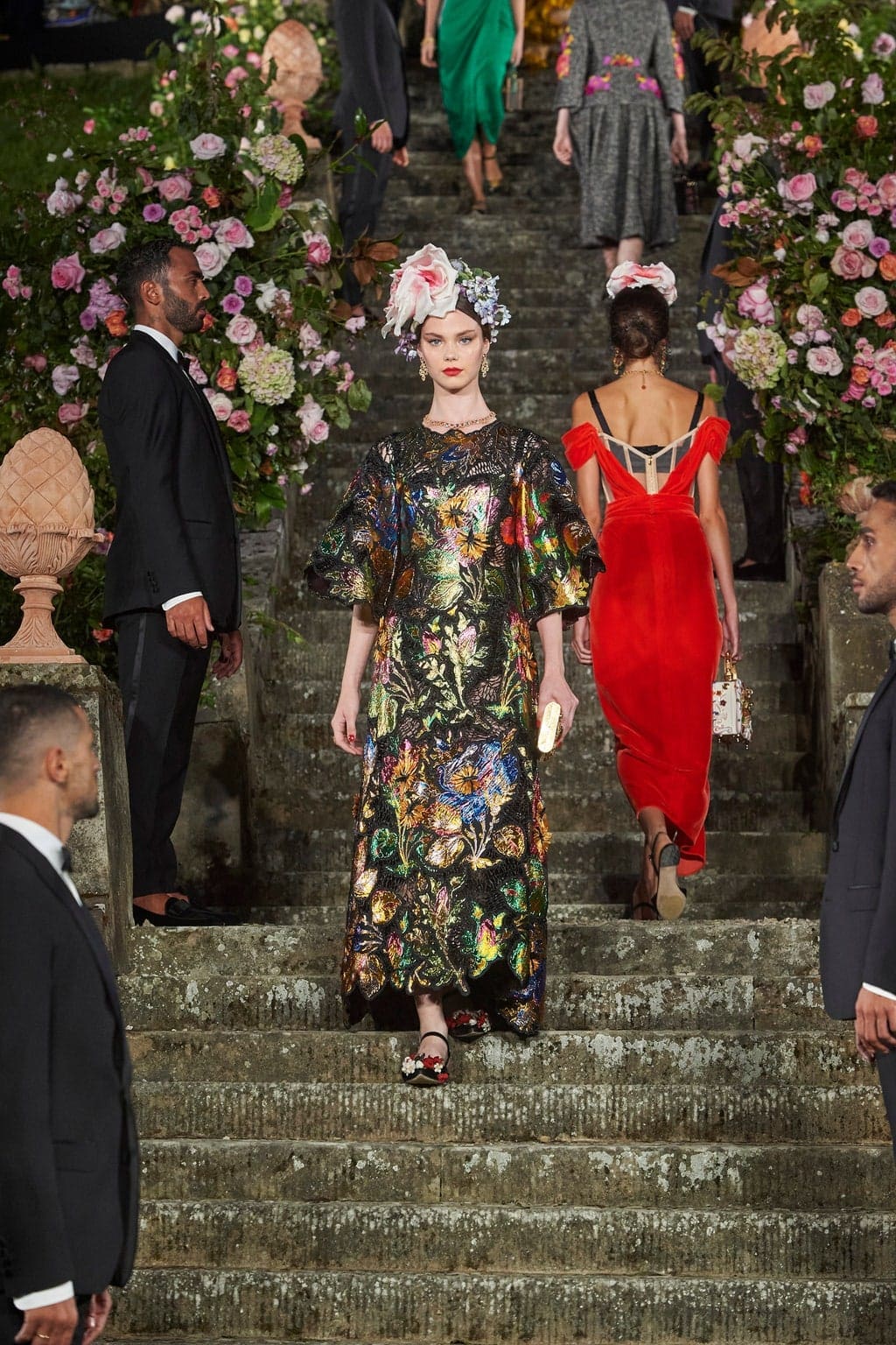 Dolce Gabbana Alta Moda Firenze 2020 - Fall-Winter 2020-2021 by RUNWAY MAGAZINE