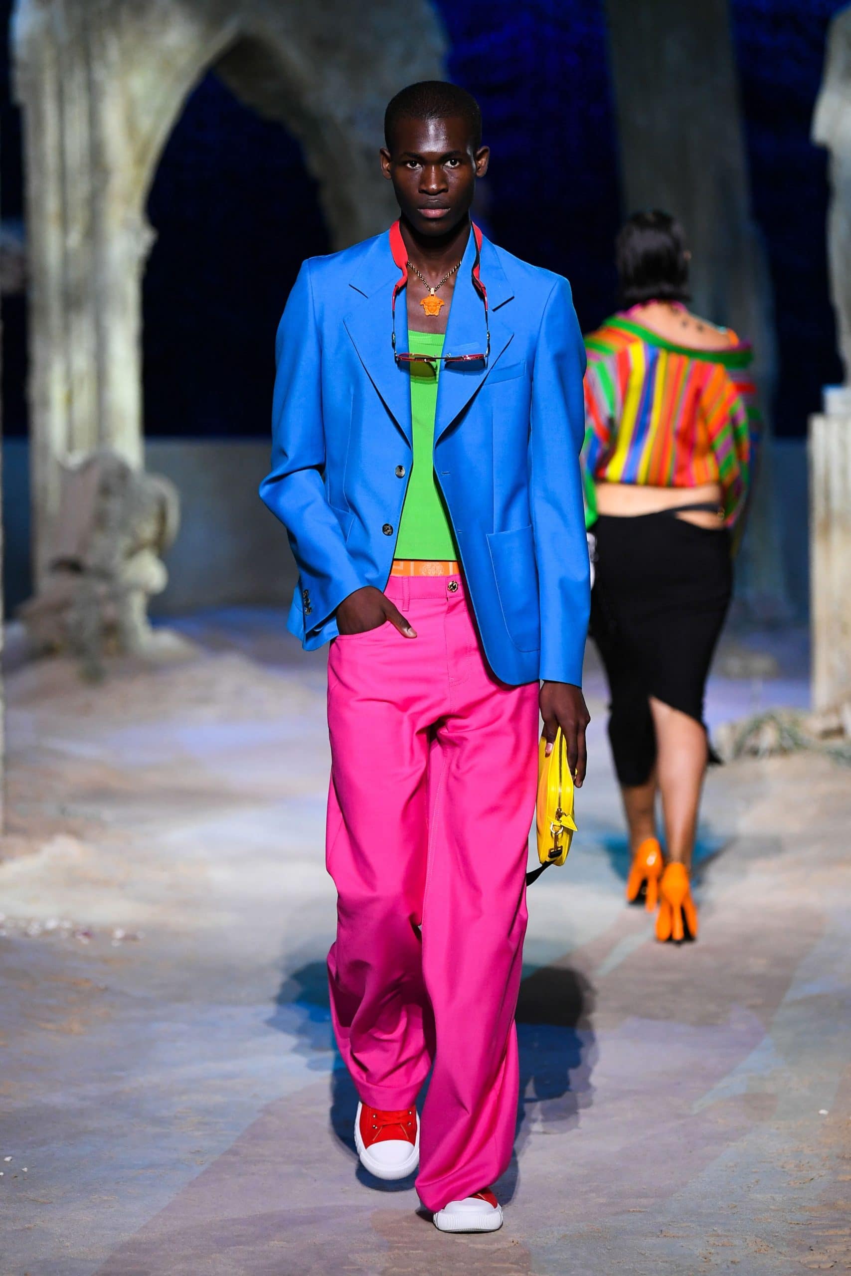 ヴェルサーチ春夏2021年 RUNWAY マガジン