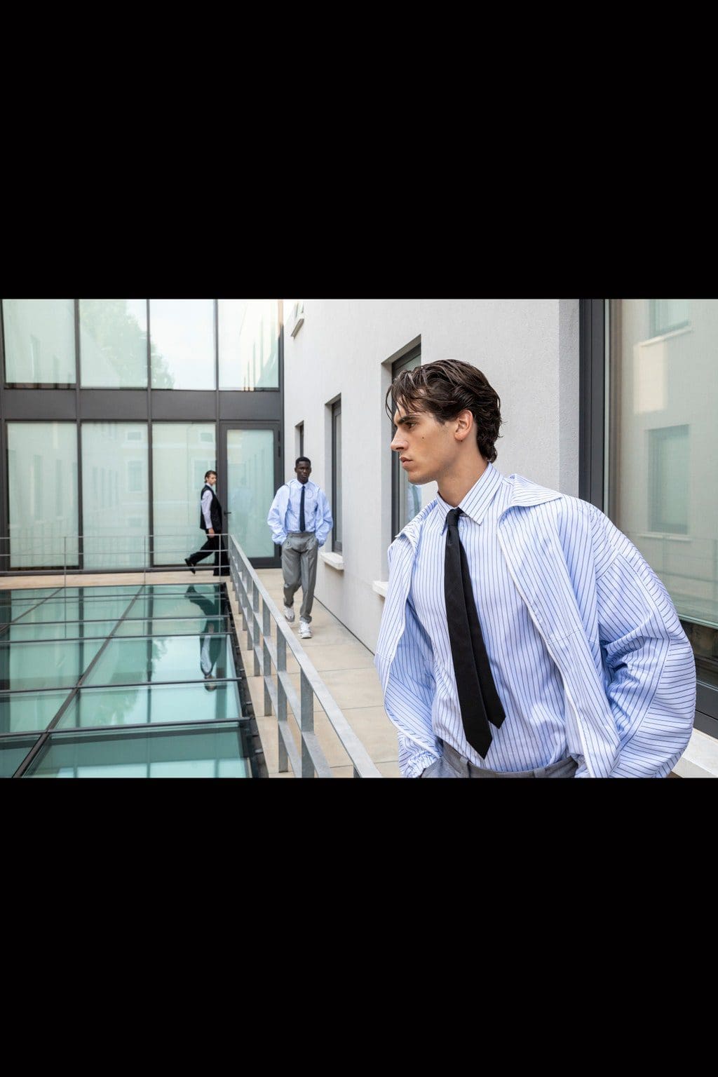 Emporio Armani Printemps Été 2021 Milan par RUNWAY MAGAZINE