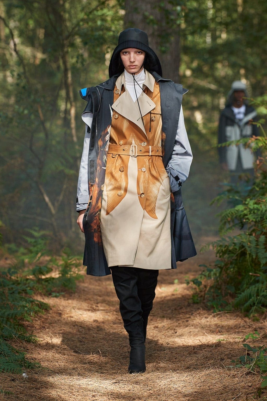 Burberry Весна-Лето 2021 Лондон, автор: RUNWAY ЖУРНАЛ