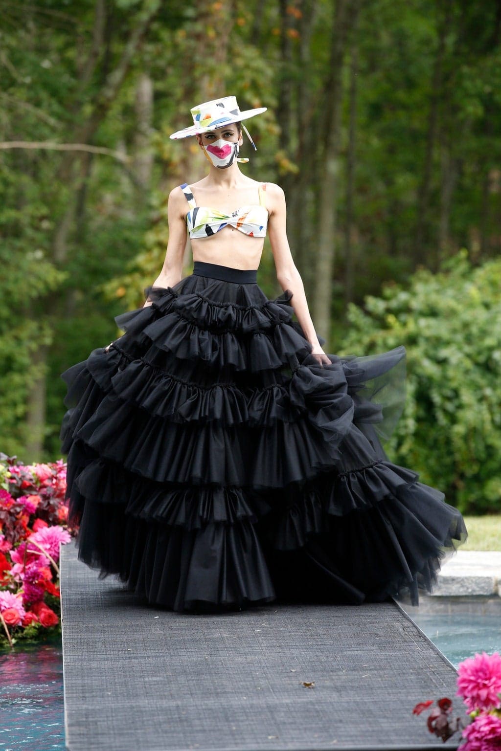 Christian Siriano Printemps Été 2021 New York par RUNWAY MAGAZINE
