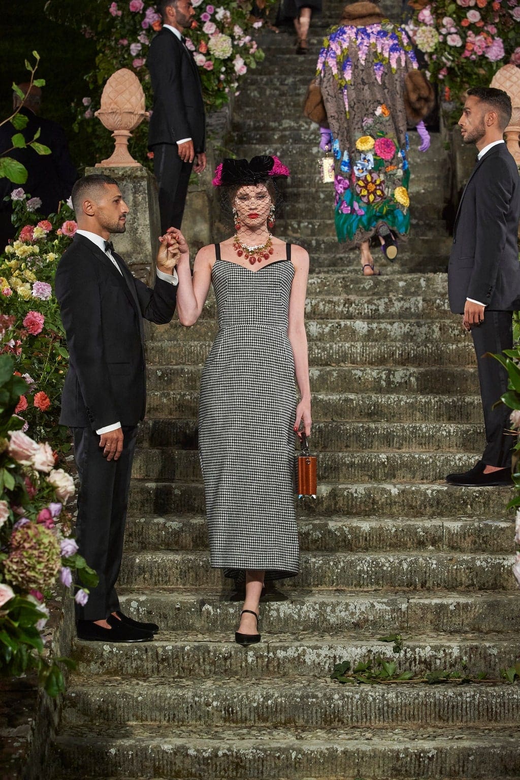 Dolce Gabbana Alta Moda Firenze 2020 - Fall-Winter 2020-2021 by RUNWAY MAGAZINE
