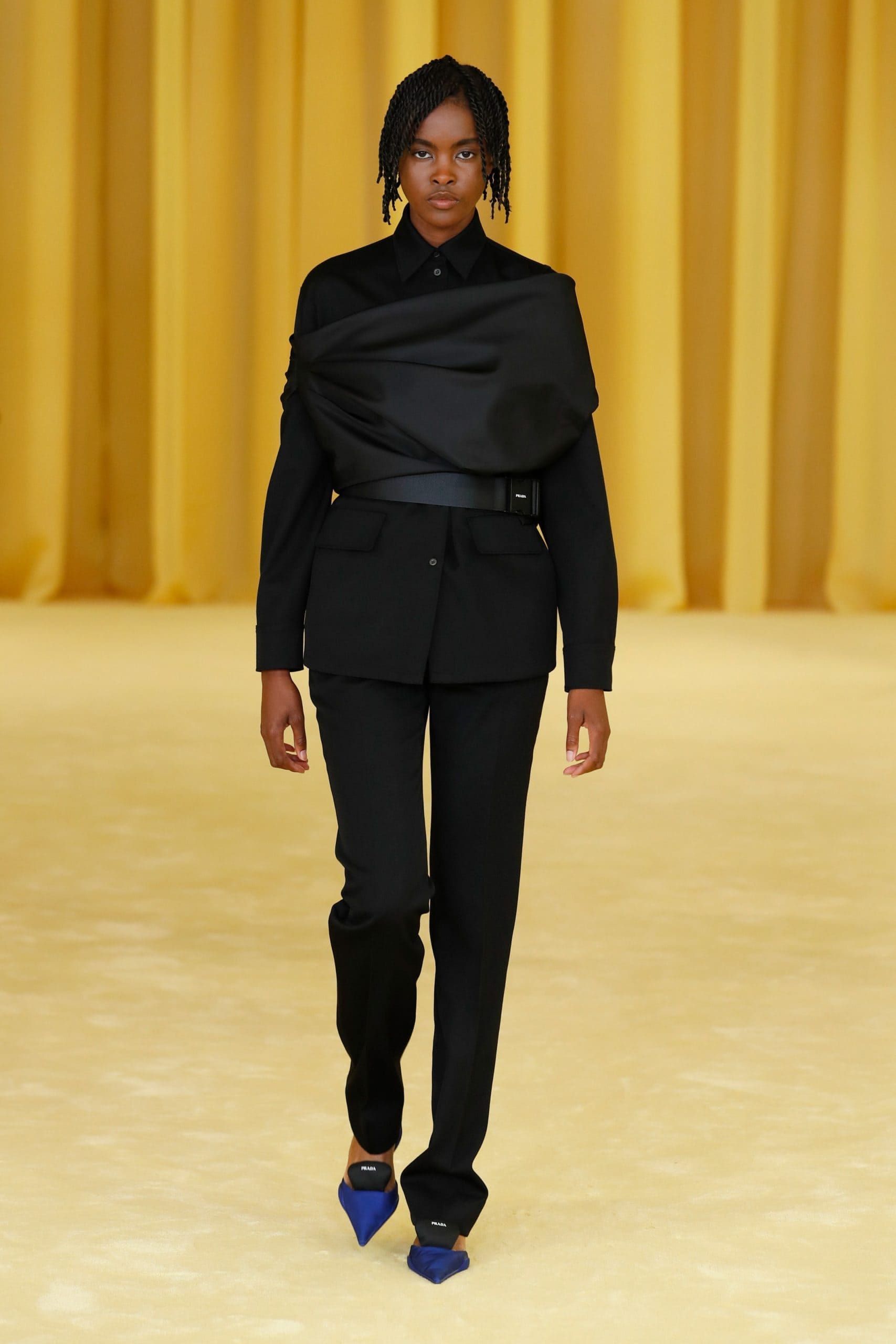 Prada Primavera Verano 2021 por RUNWAY REVISTA