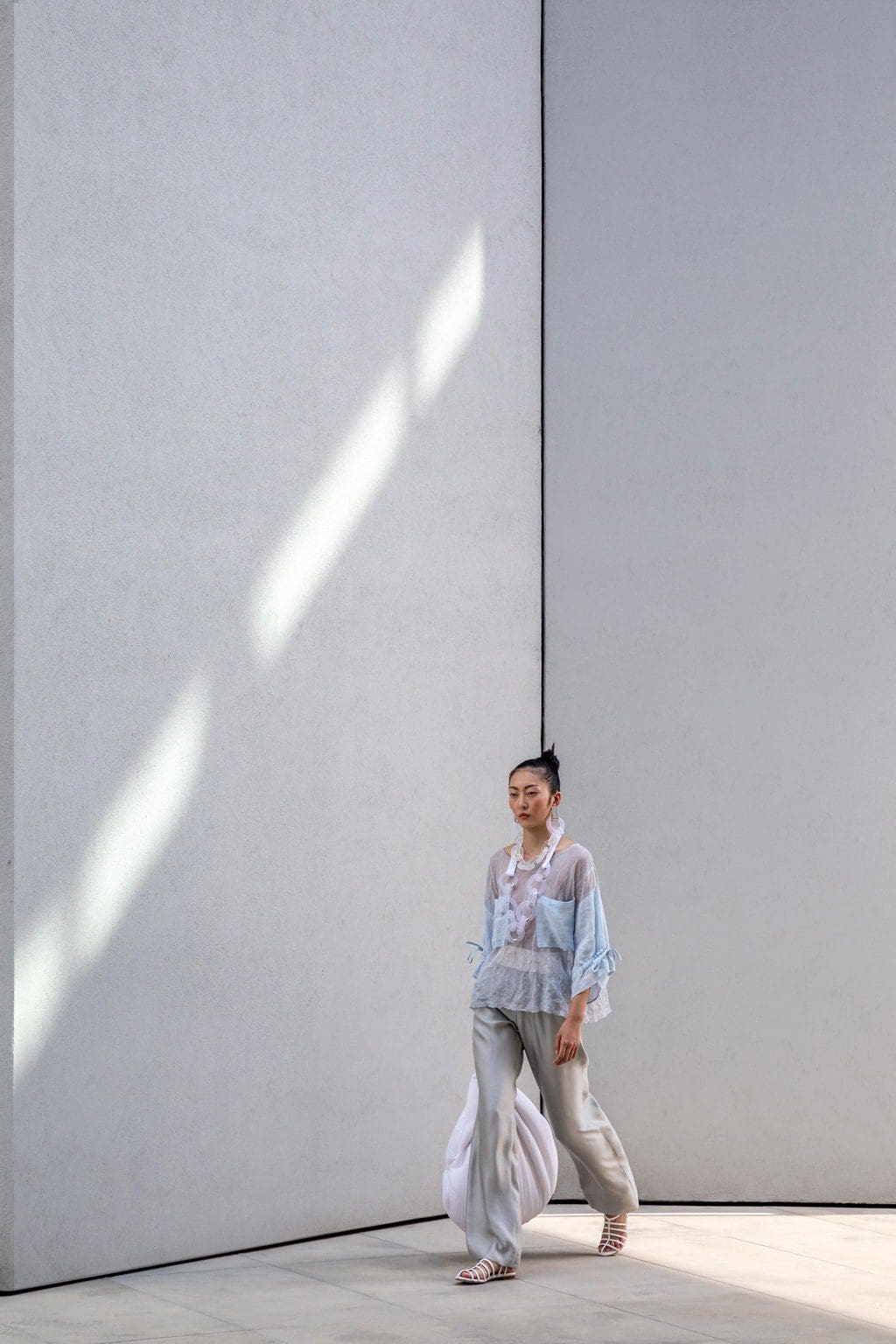 Emporio Armani Printemps Été 2021 Milan par RUNWAY MAGAZINE