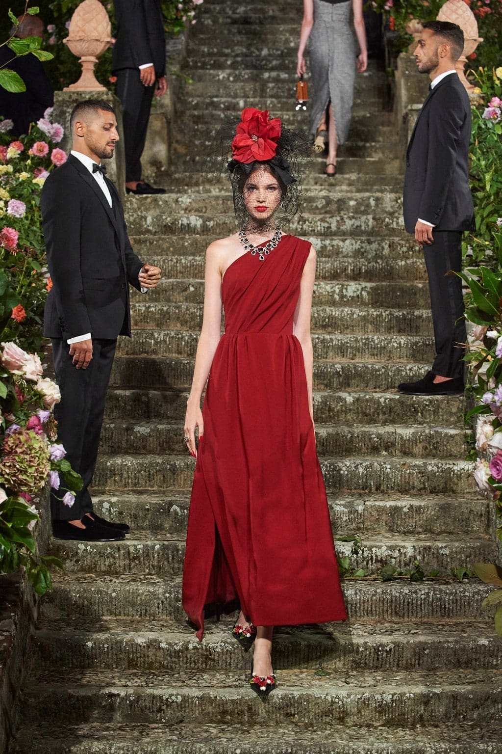 Dolce Gabbana Alta Moda Firenze 2020 - Fall-Winter 2020-2021 by RUNWAY MAGAZINE