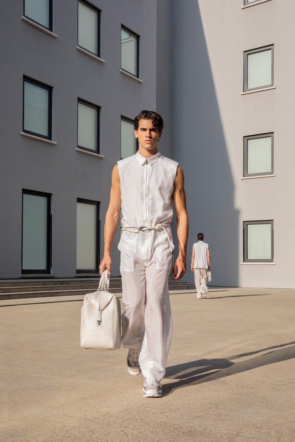 Emporio Armani Printemps Été 2021 Milan par RUNWAY MAGAZINE