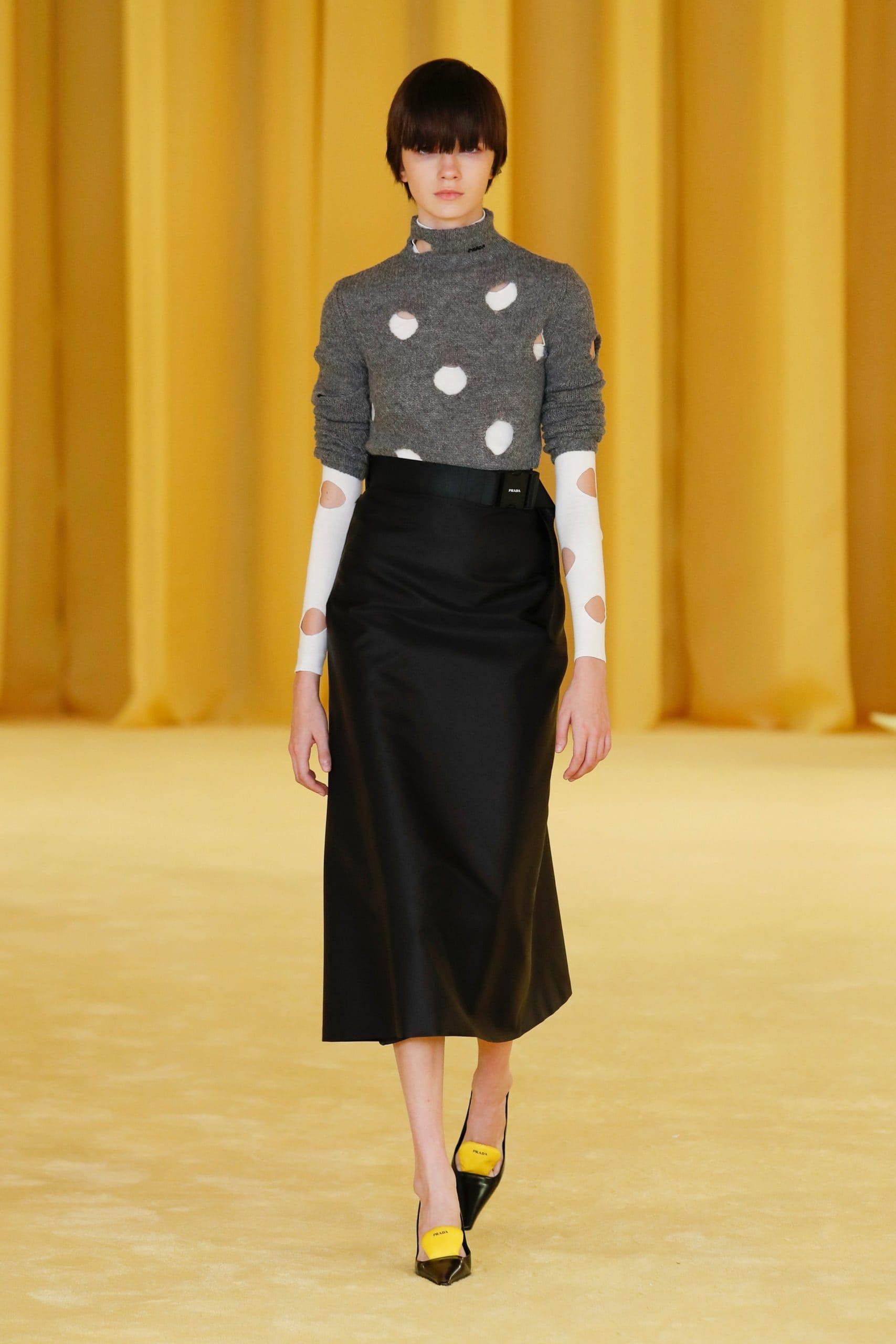 Prada Primavera Verano 2021 por RUNWAY REVISTA