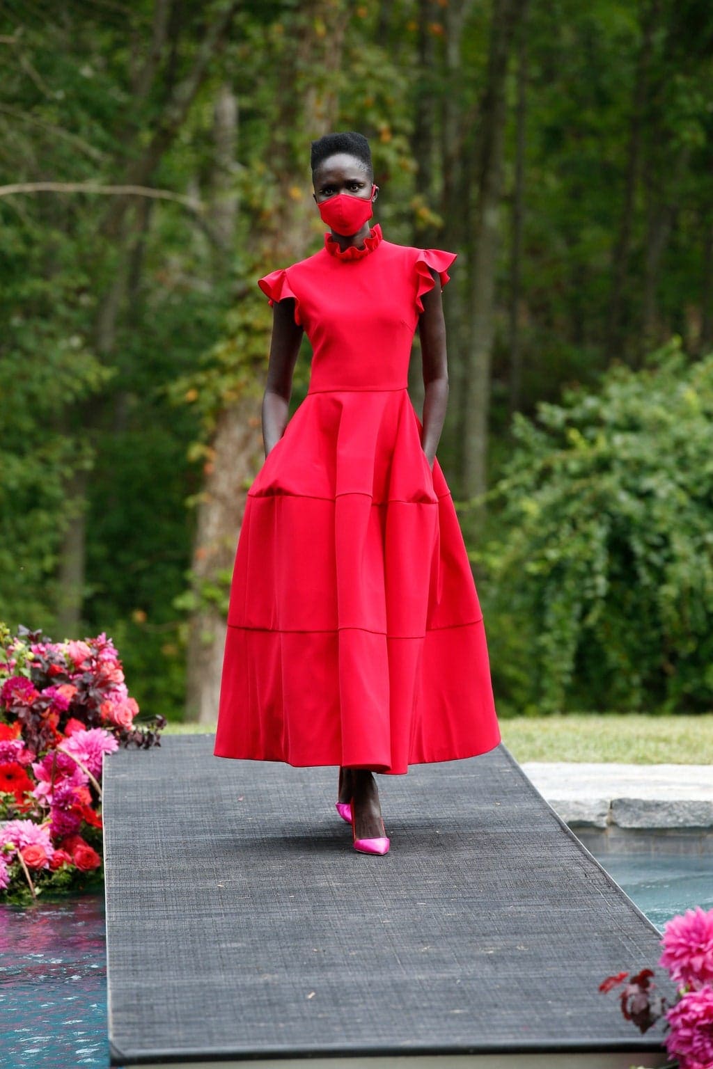 Christian Siriano Printemps Été 2021 New York par RUNWAY MAGAZINE