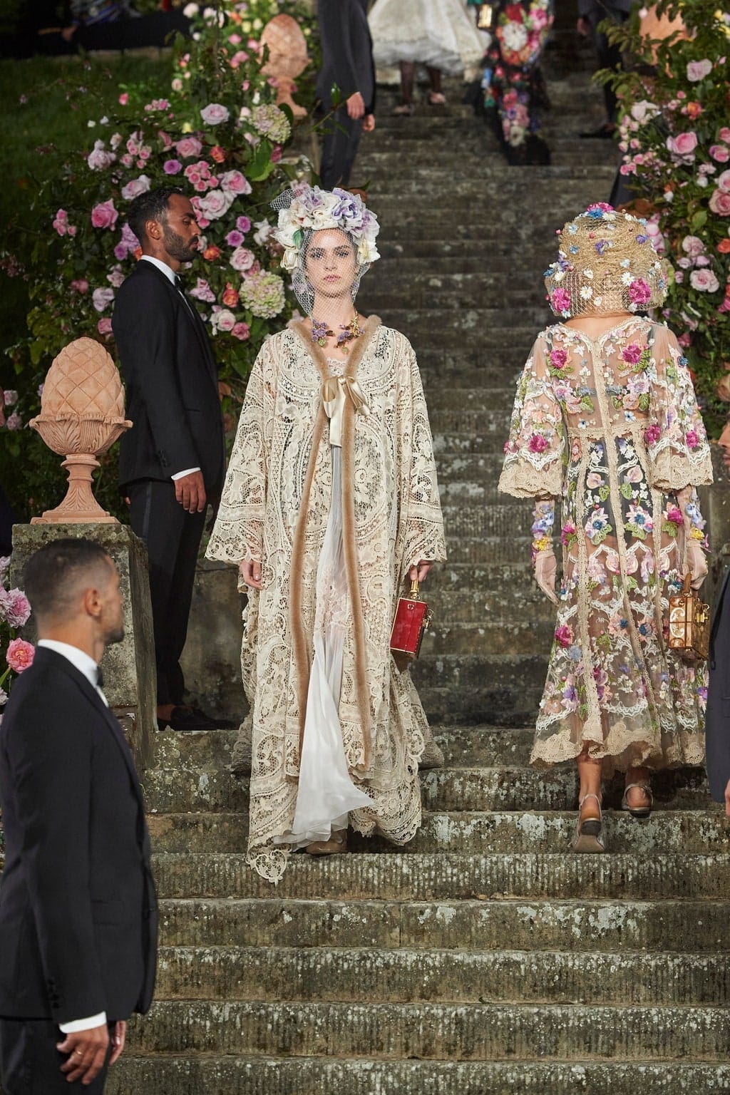 Dolce Gabbana Alta Moda Firenze 2020 - Fall-Winter 2020-2021 by RUNWAY MAGAZINE