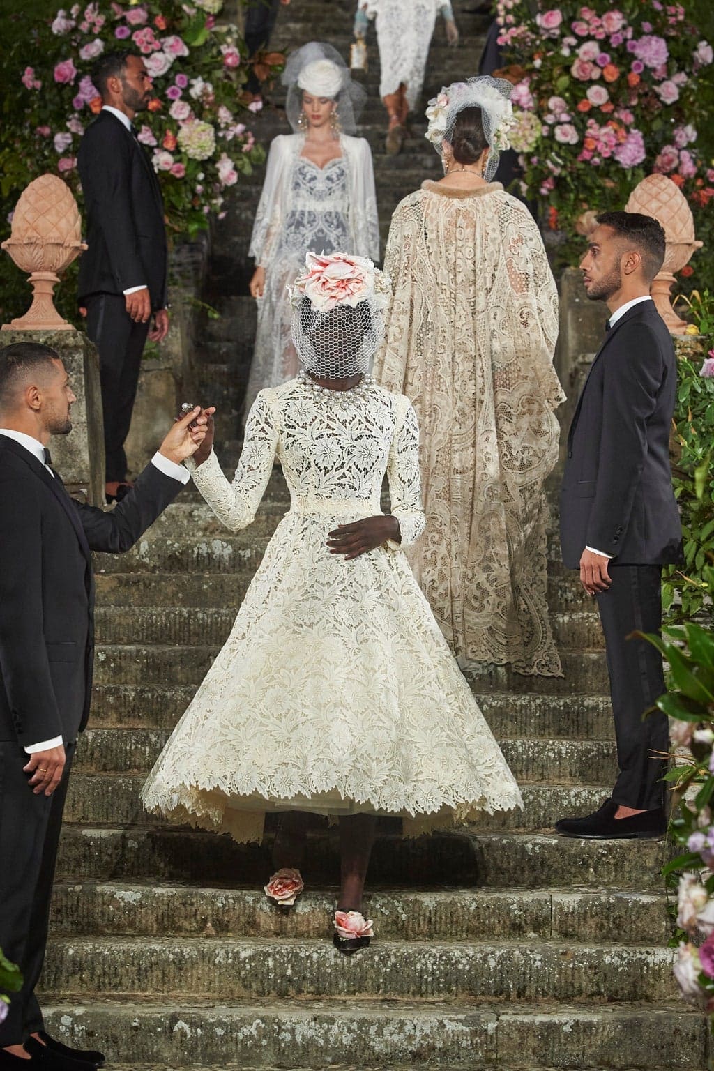 Dolce Gabbana Alta Moda Firenze 2020 - Fall-Winter 2020-2021 by RUNWAY MAGAZINE