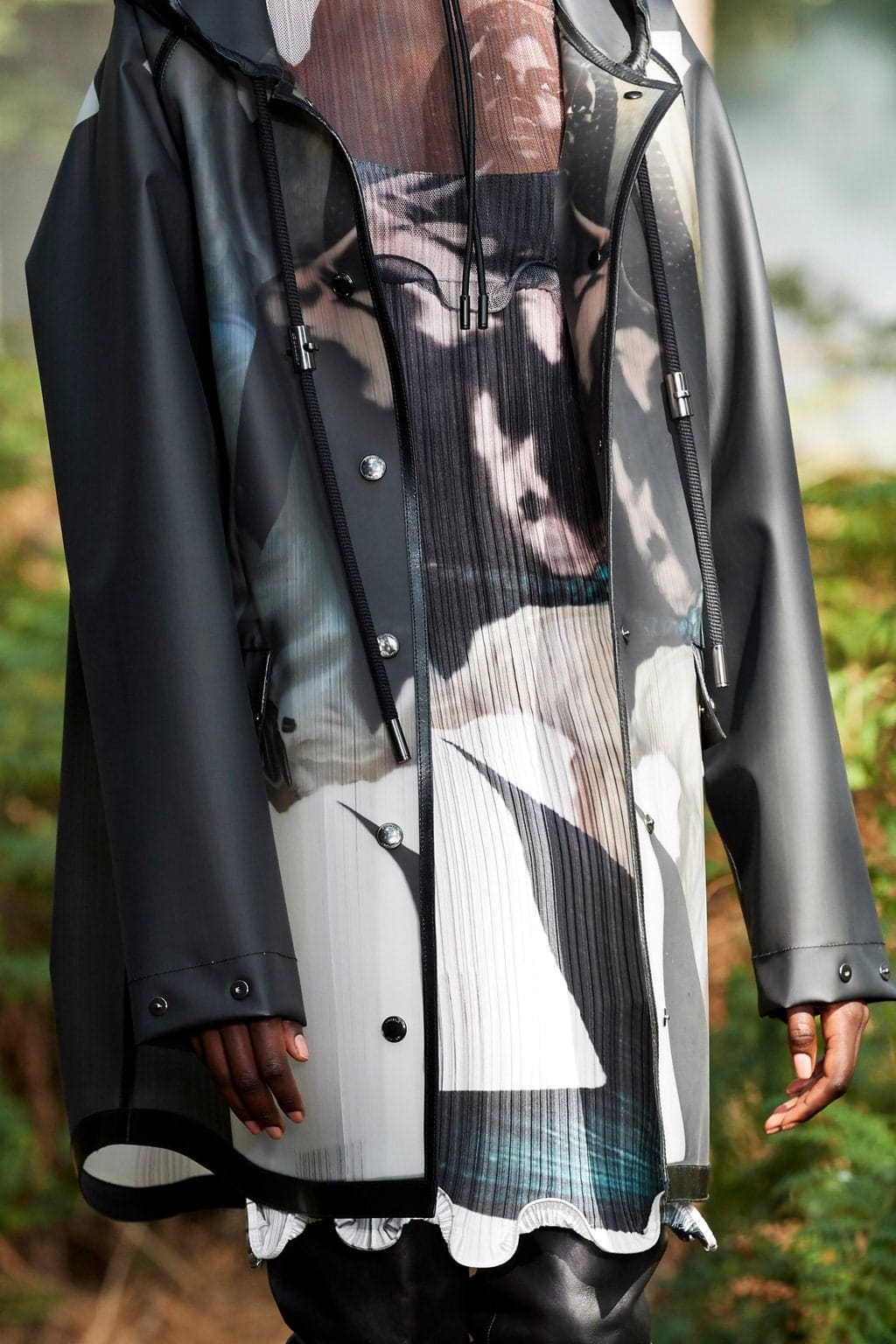 Burberry Весна-Лето 2021 Лондон, автор: RUNWAY ЖУРНАЛ