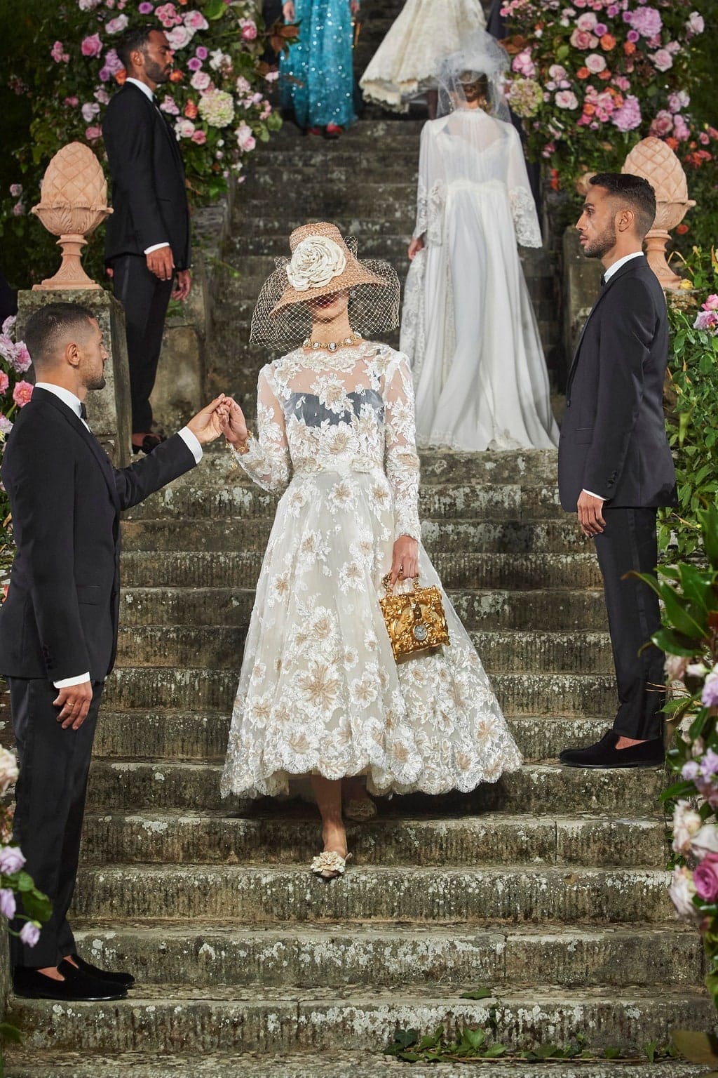 Dolce Gabbana Alta Moda Firenze 2020 - Fall-Winter 2020-2021 by RUNWAY MAGAZINE
