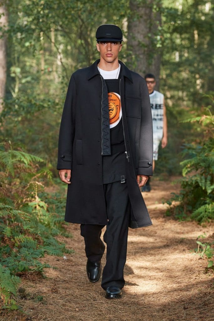 Burberry Spring Summer 2021 London by RUNWAY MAGAZINE