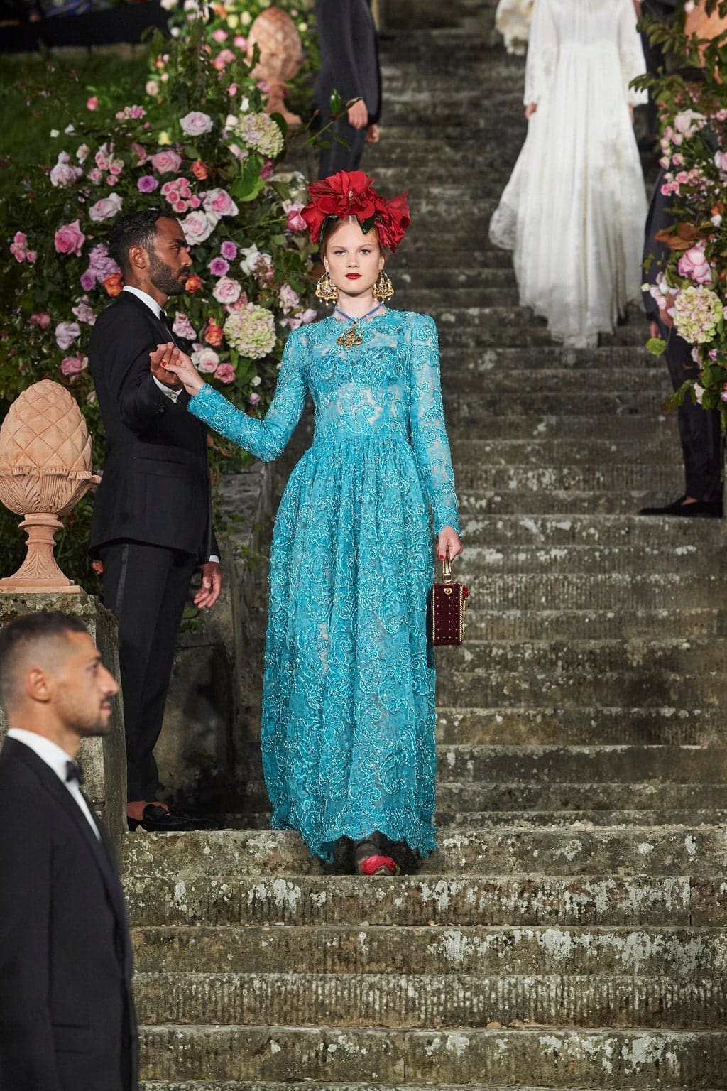 Dolce Gabbana Alta Moda Firenze 2020 - Fall-Winter 2020-2021 by RUNWAY MAGAZINE