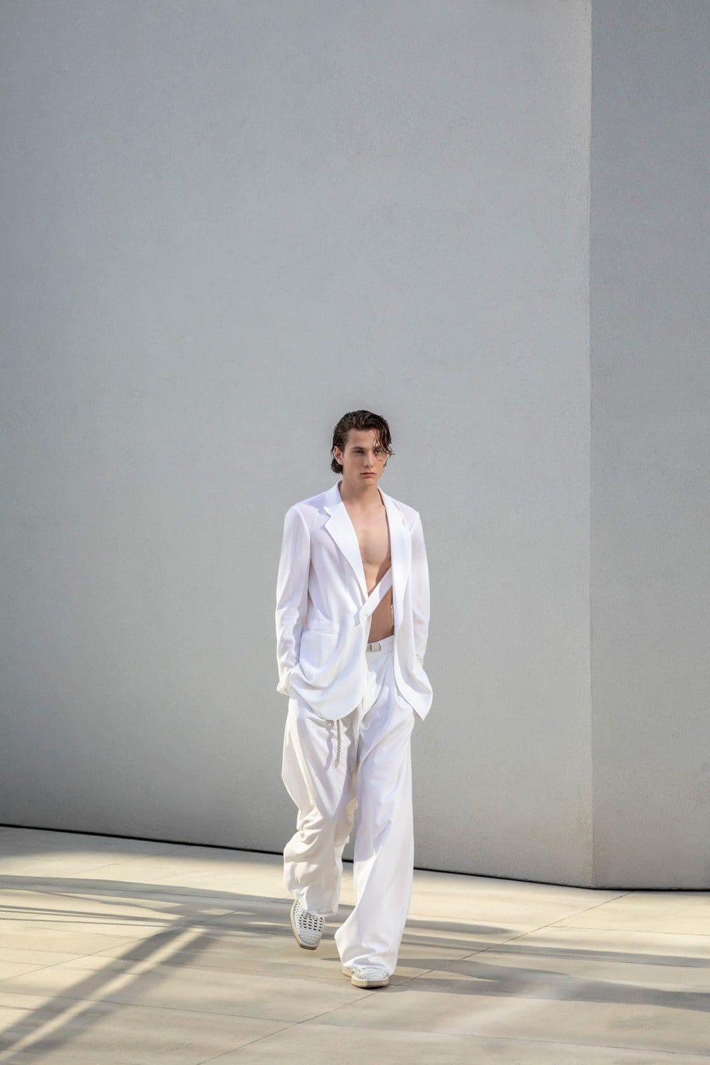 Emporio Armani Printemps Été 2021 Milan par RUNWAY MAGAZINE
